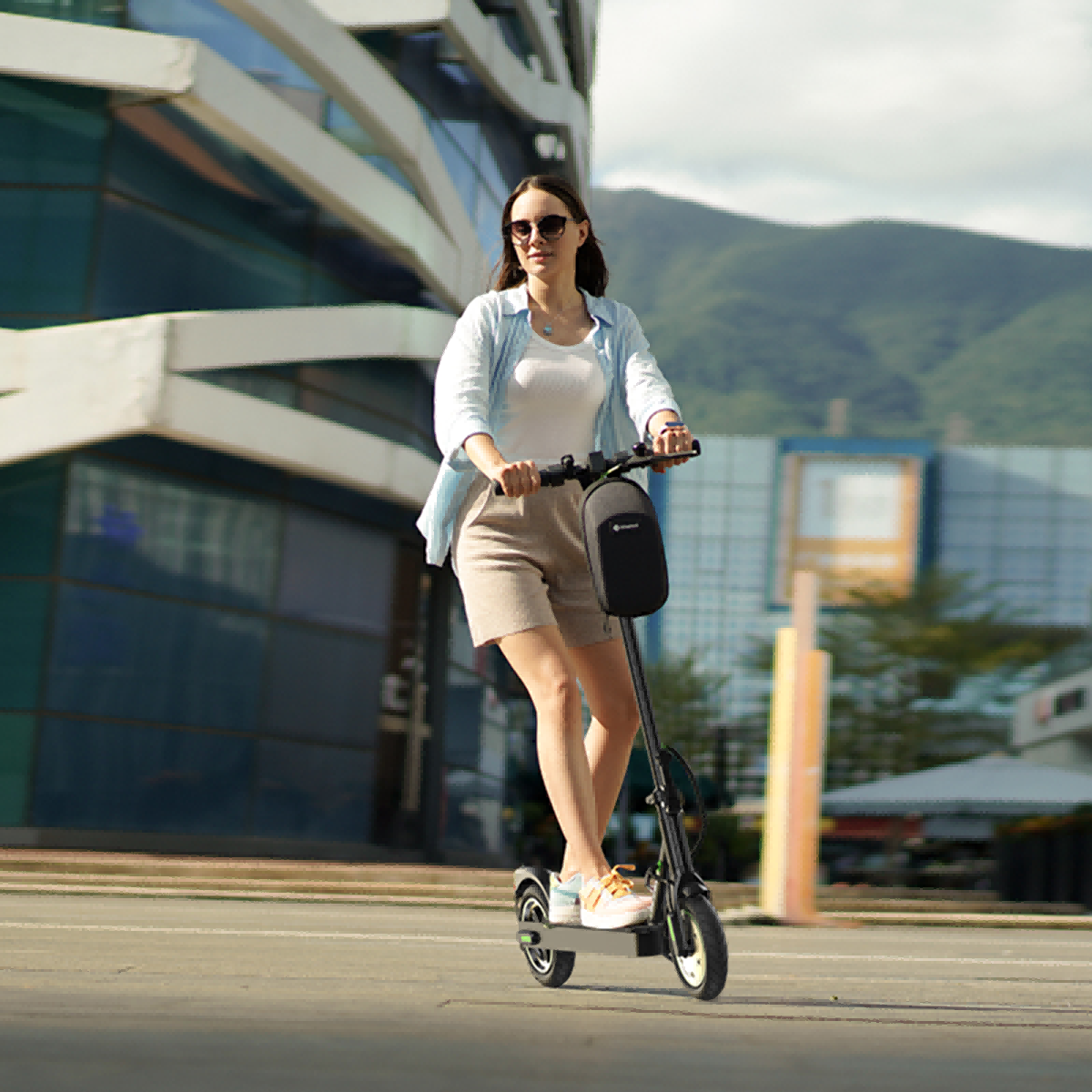 Isinwheel S9pro Elektroroller – 8,5 Zoll – 330 W, 36 V, 7,5 Ah – App-Steuerung – Hinterradfederung