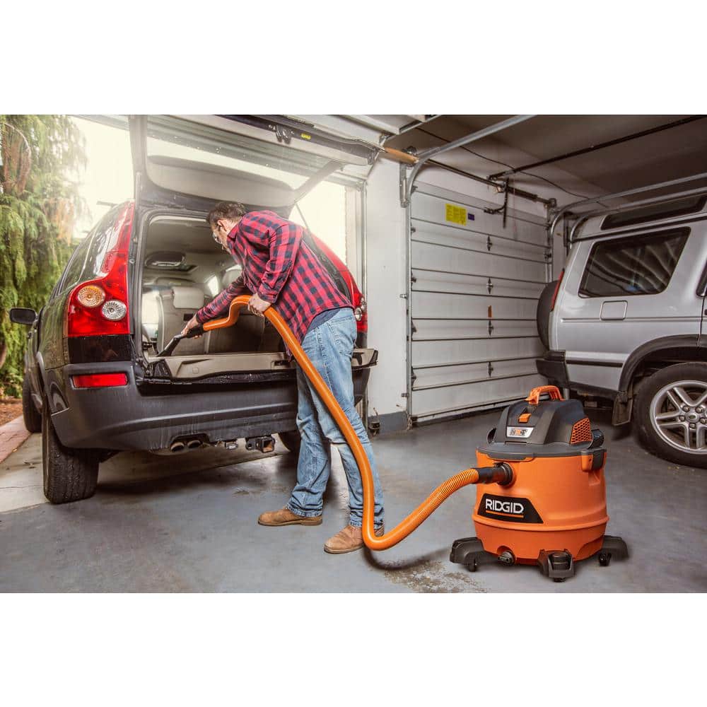 Aspirateur eau et poussière NXT 2025 14 gal / 6,0 HP (puissance maximale) avec kit voiture haut de gamme – RIDGID HD1401