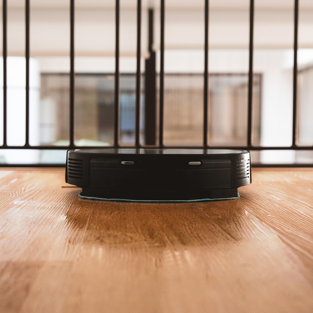 Aspirateur robot Cecotec Conga 999 Map X-Treme avec navigation gyroscopique. Moteur d'aspiration 2000 Pa, 2 brosses latérales, 2 serpillères, autonomie de 120 minutes, application et télécommande.