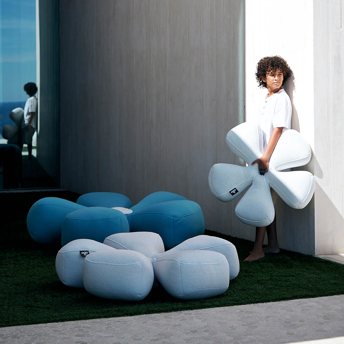 Schwimmender Blumensitz