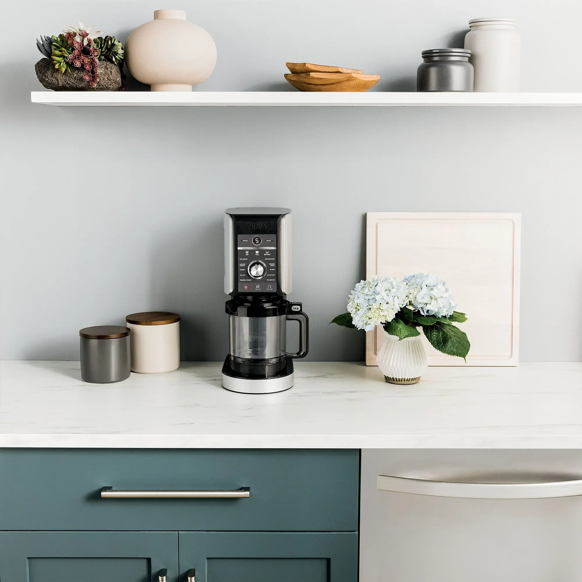 2025 Ninja CREAMI Deluxe 11-i-1 is- og frosne godbiddermaskine