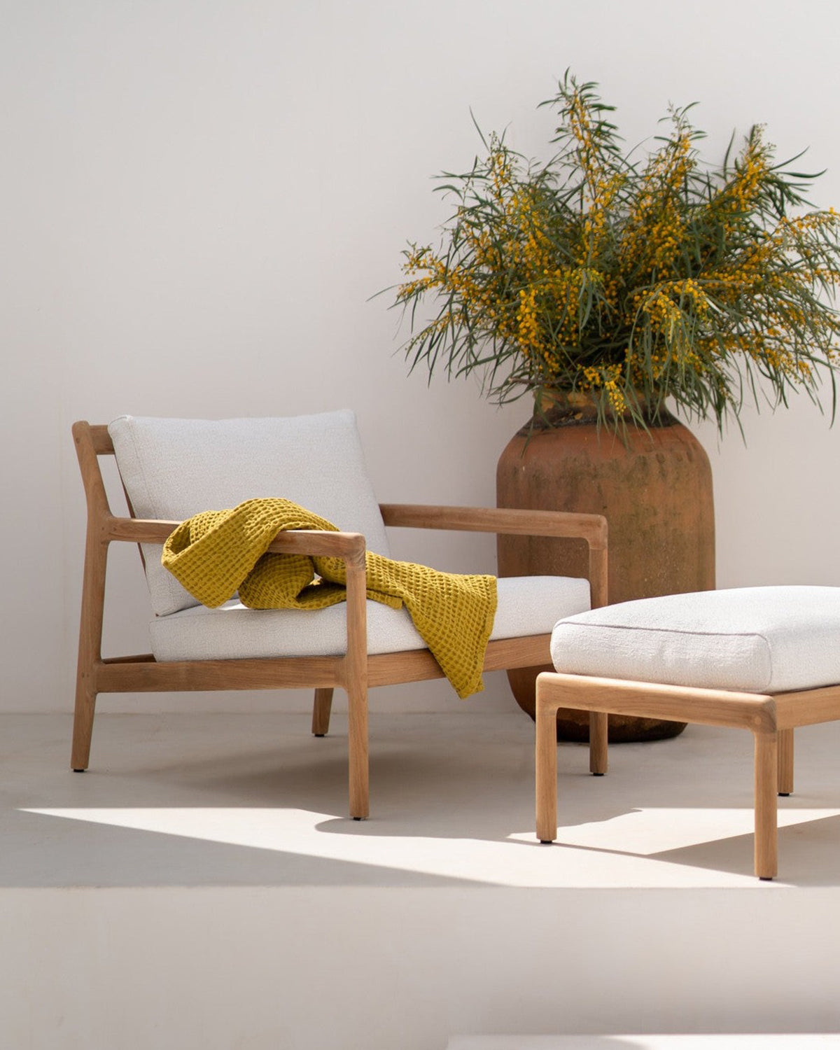 Jack Outdoor Lounge Chair - Teak with Off White