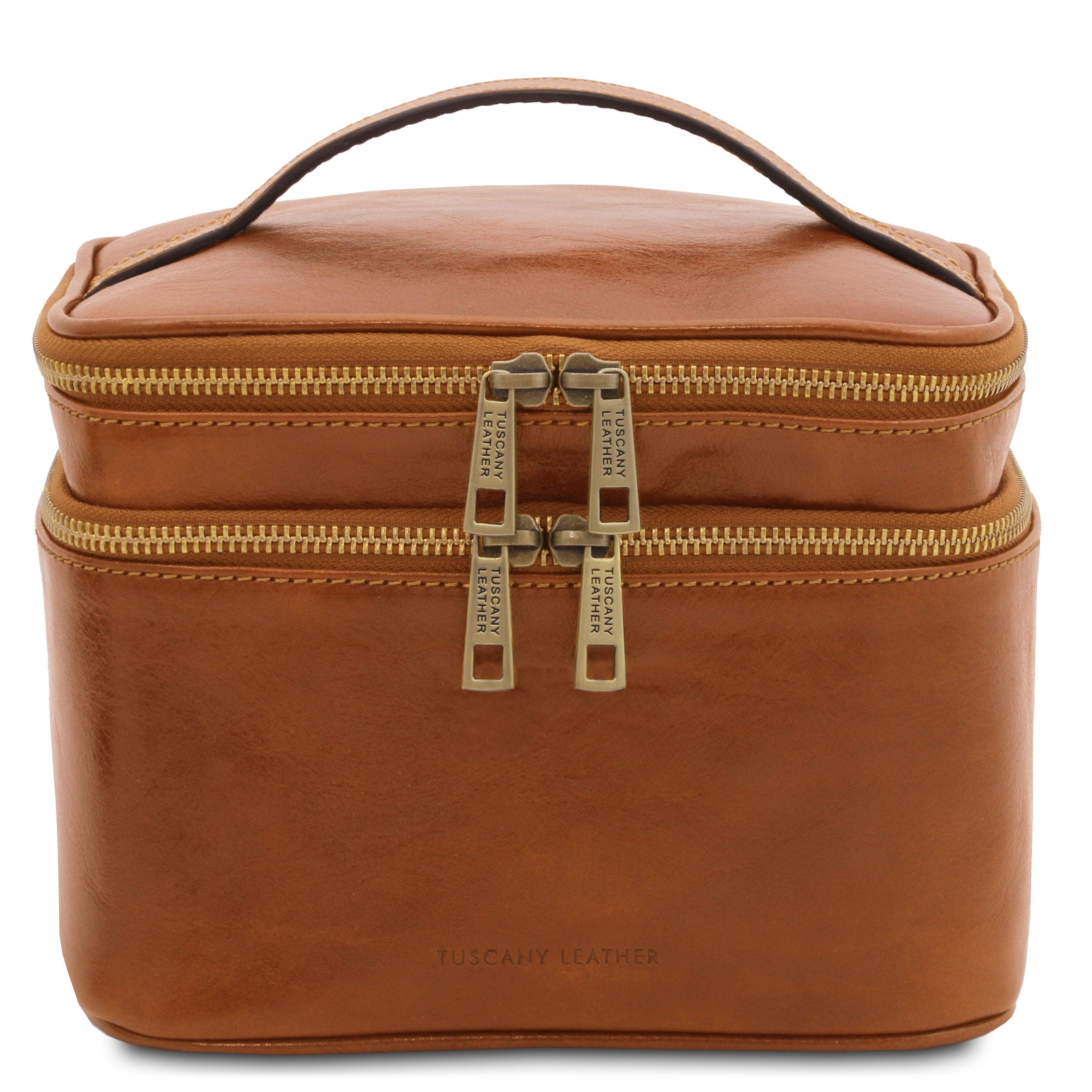 Eliot - Leather vanity case | TL142045