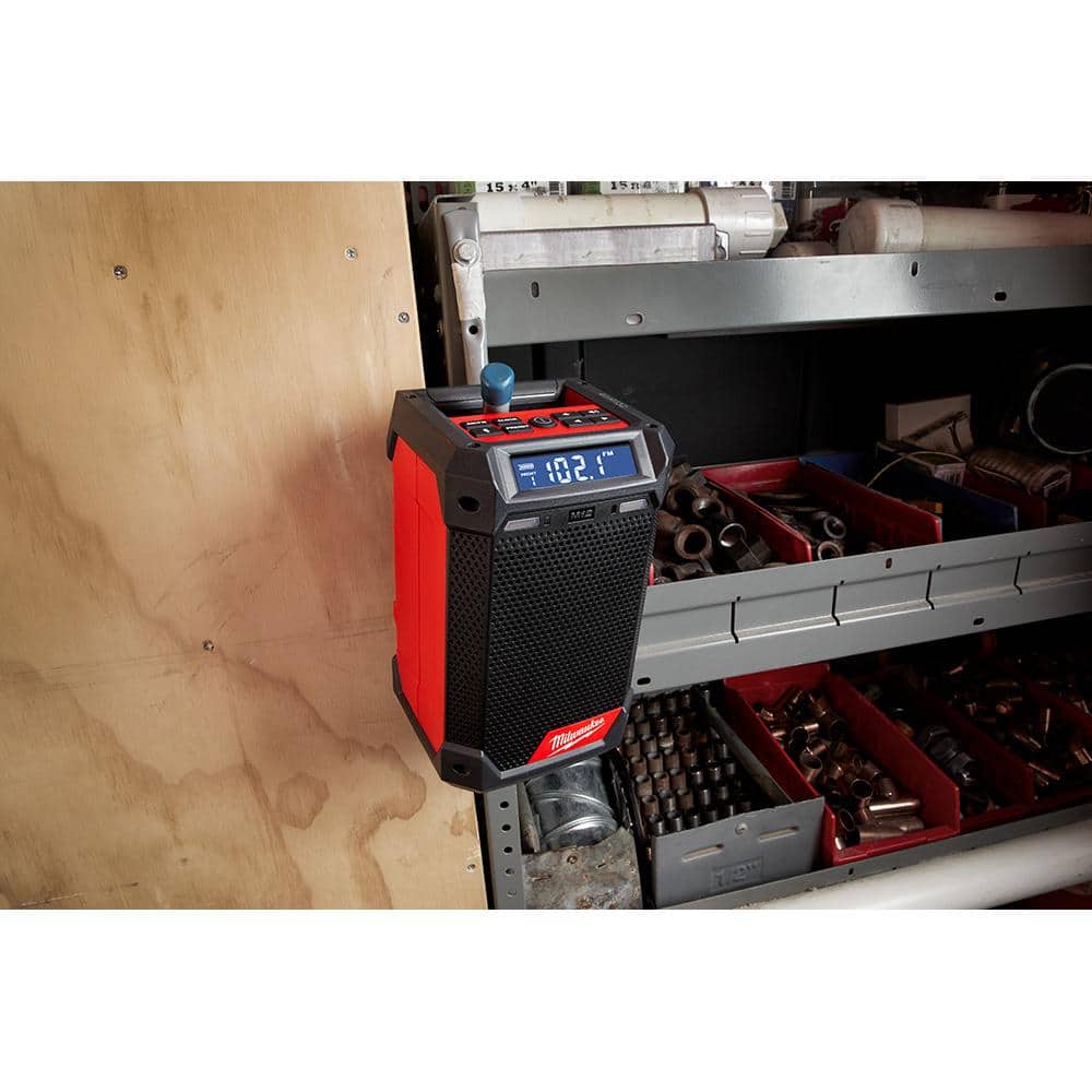 Radio de chantier sans fil Bluetooth AM/FM Milwaukee M12 12 V avec chargeur 2951-20