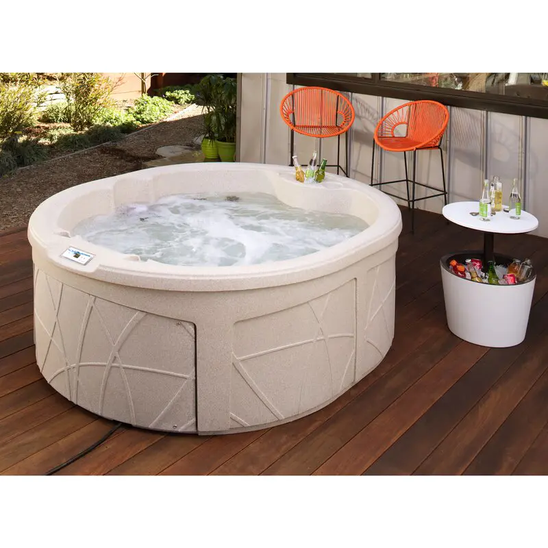 Lifesmart Spas Oval Plug and Play Spa til 4 personer med 13 dyser