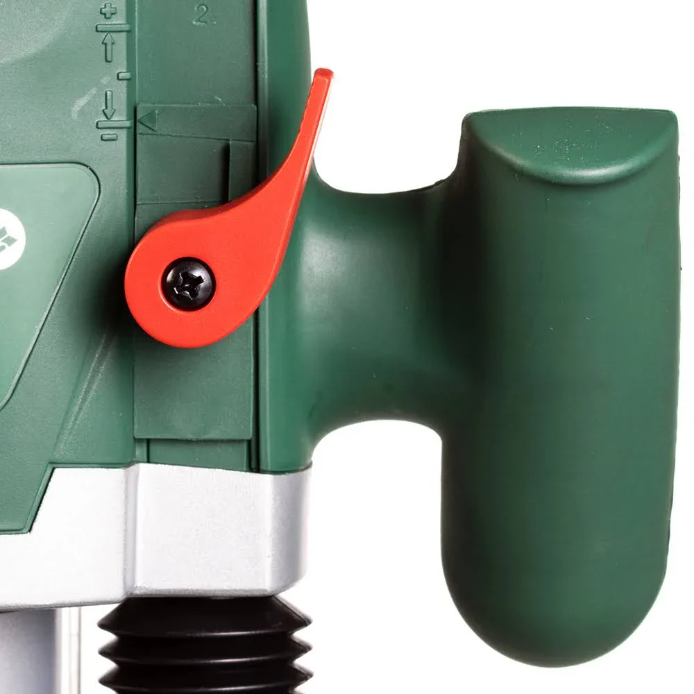 Fraiseuse de surface Bosch POF 1200 AE (2025) – Précision et puissance pour les travaux exigeants