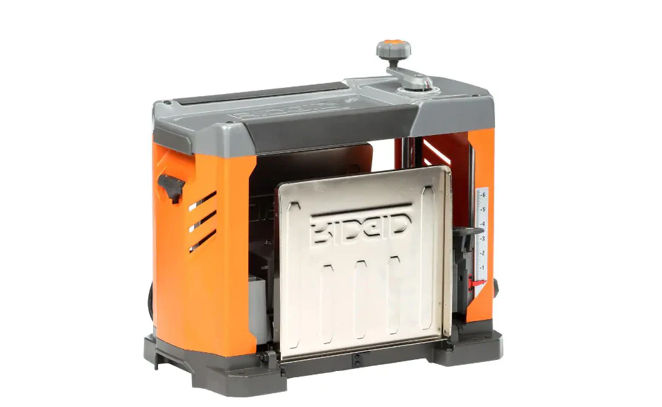 Raboteuse électrique filaire RIDGID R4331 de 13 pouces. 15 ampères