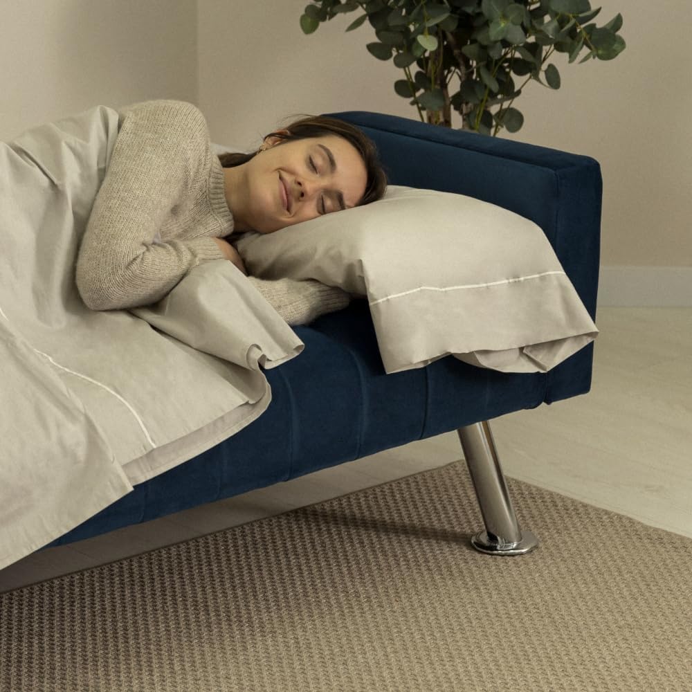 Nalui – Gepolstertes 3-Sitzer-Schlafsofa 210 x 80 x 79 cm, einlagig, 2 Kissen, Klick-Klack-Öffnungsmechanismus mit verstellbarer Rückenlehne. Samt-Chaiselongue-Schlafsofa, umwandelbar in ein Doppelbett | Beige