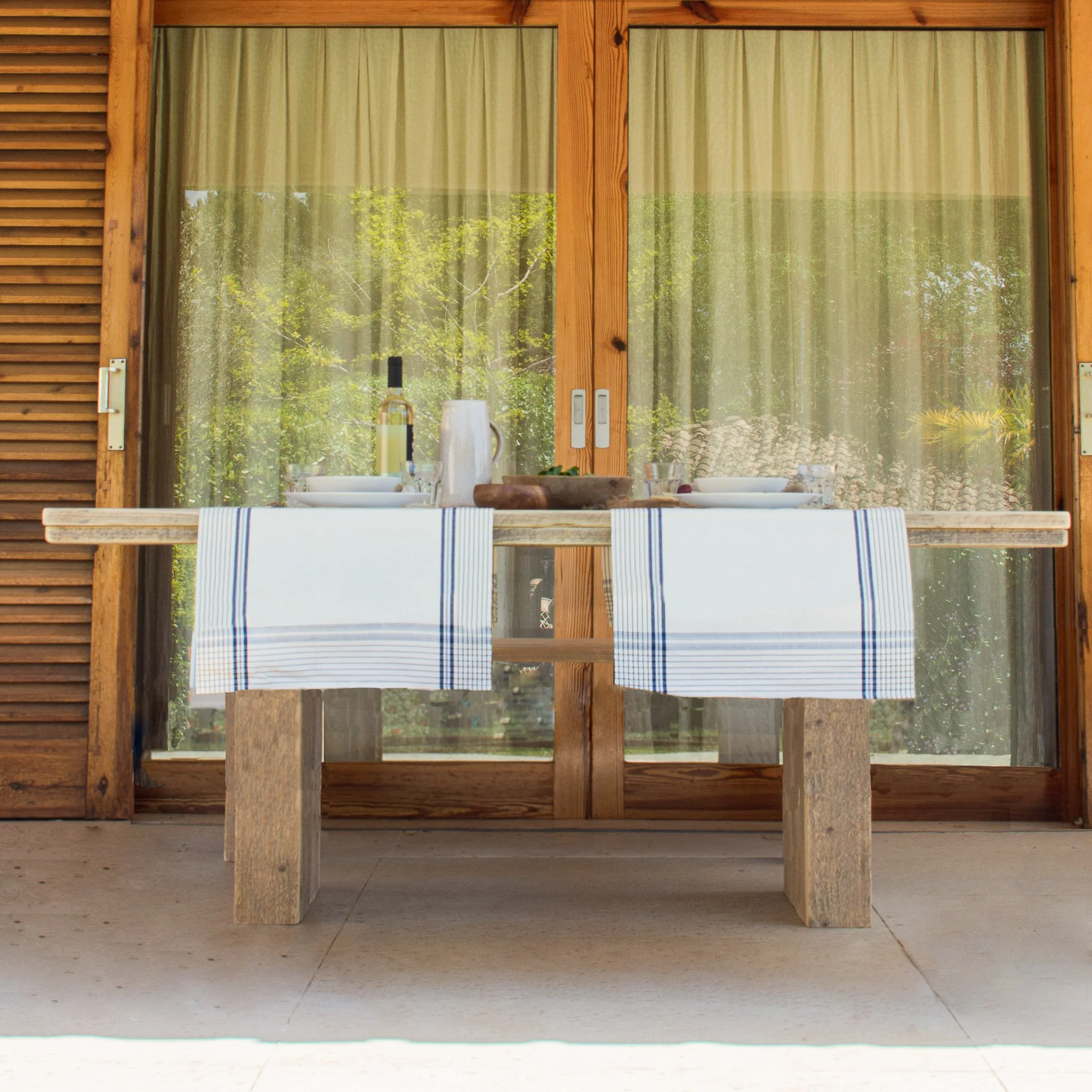 Table d'extérieur Mecia