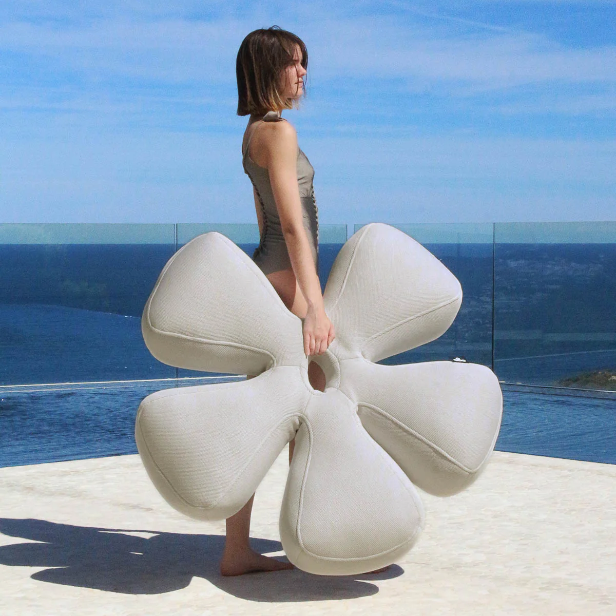 Schwimmender Blumensitz