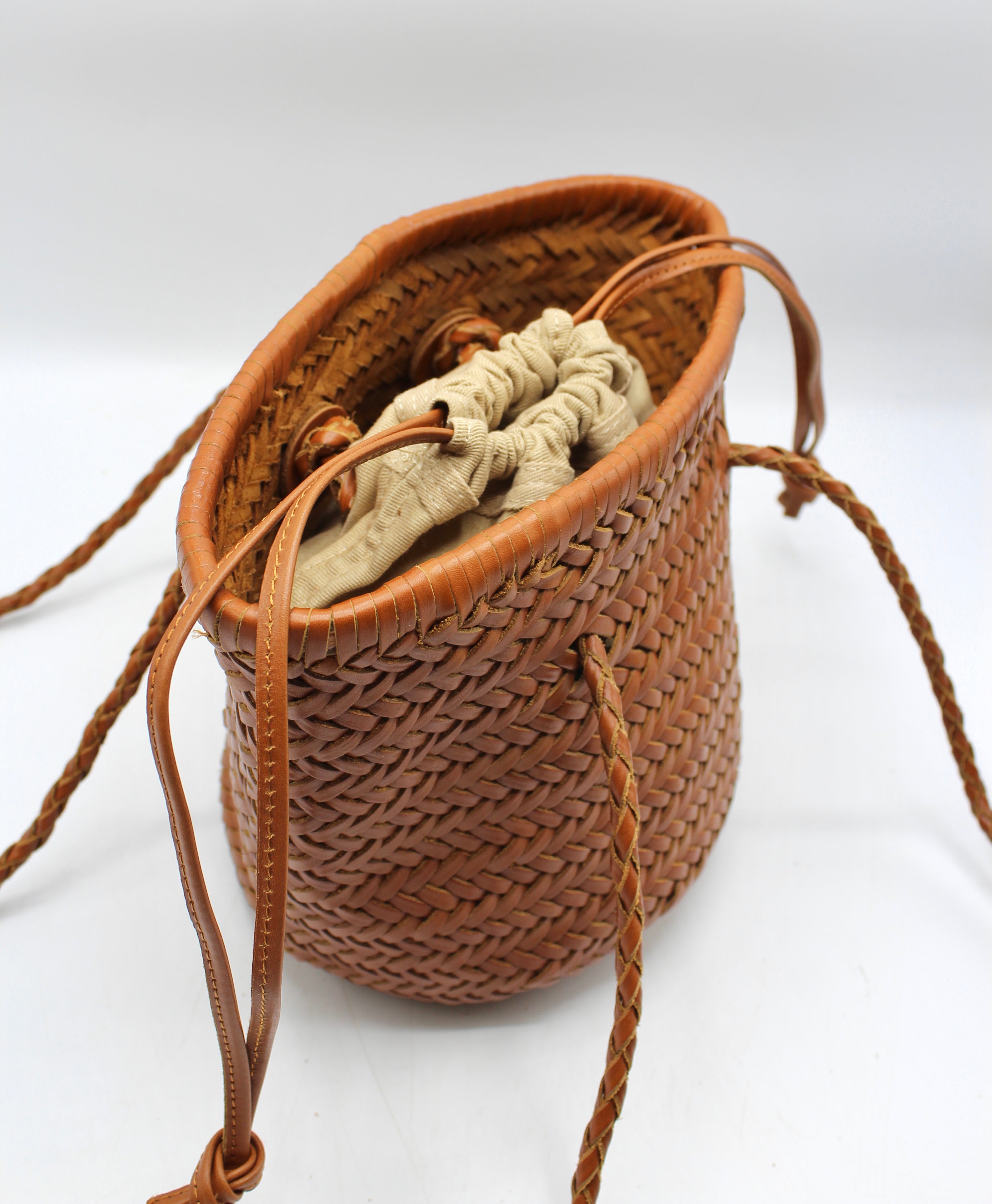 Carmel- Hand Woven Leather Shoulder Bucket Bag Brown