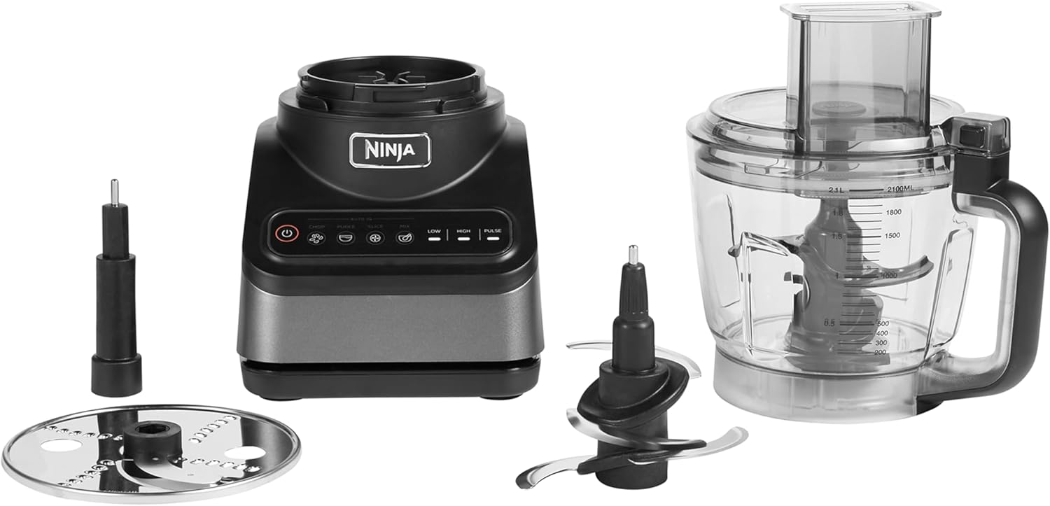Ninja BN750EU 2-in-1-Standmixer – 1200 W, 3 Automatikprogramme, 4 manuelle Einstellungen, Auto-iQ-Technologie, 2,1-Liter-Behälter und 700-ml-Messbecher, spülmaschinenfeste Teile – Schwarz/Silber
