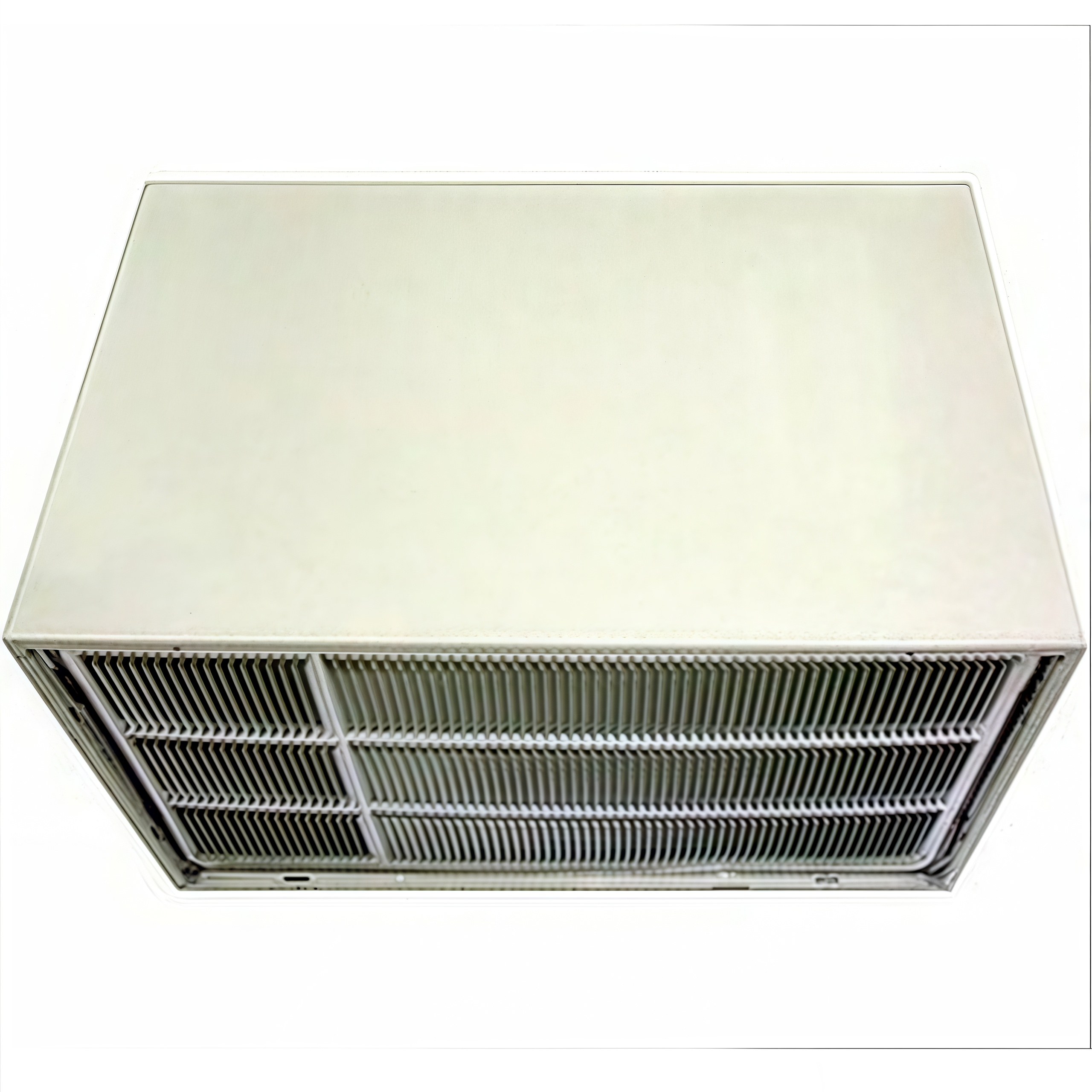 Stemplet aluminiumsbaggitter og 26" vægboks til LG indbyggede klimaanlæg, model AXSVA4