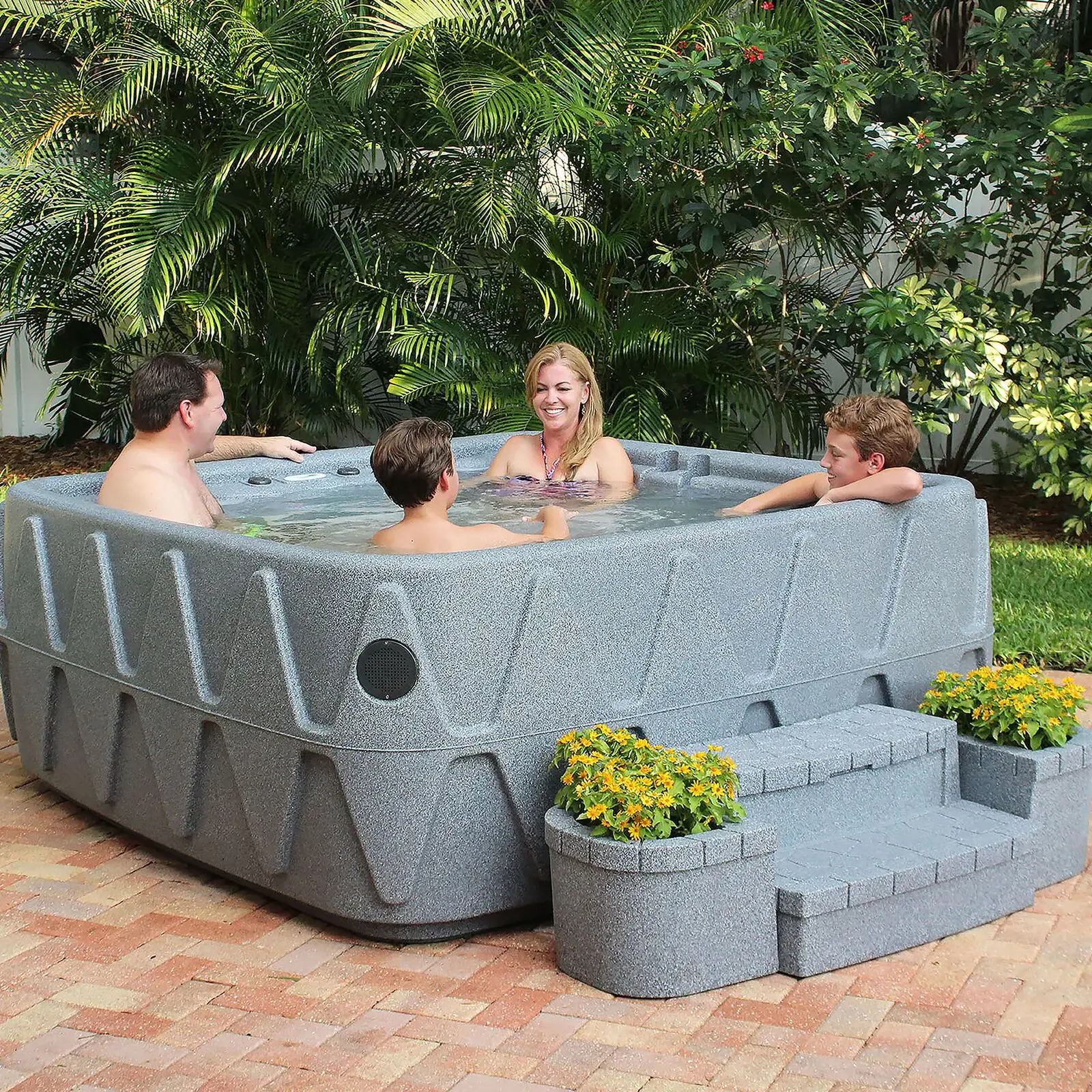 2025 Aquarest Spas. Jet Square Plug-and-Play-Spa mit Ozonisator