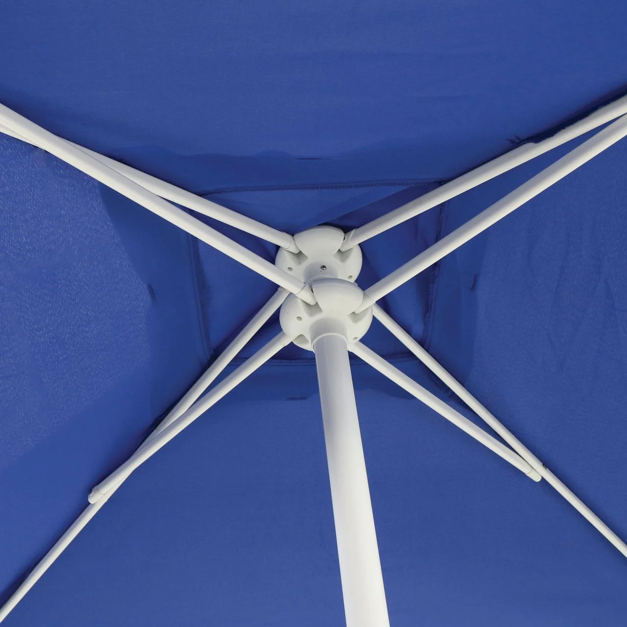 2025 Mainstays Albany Lane 6-delt udendørs spisebordssæt med parasol. Stål. Rød