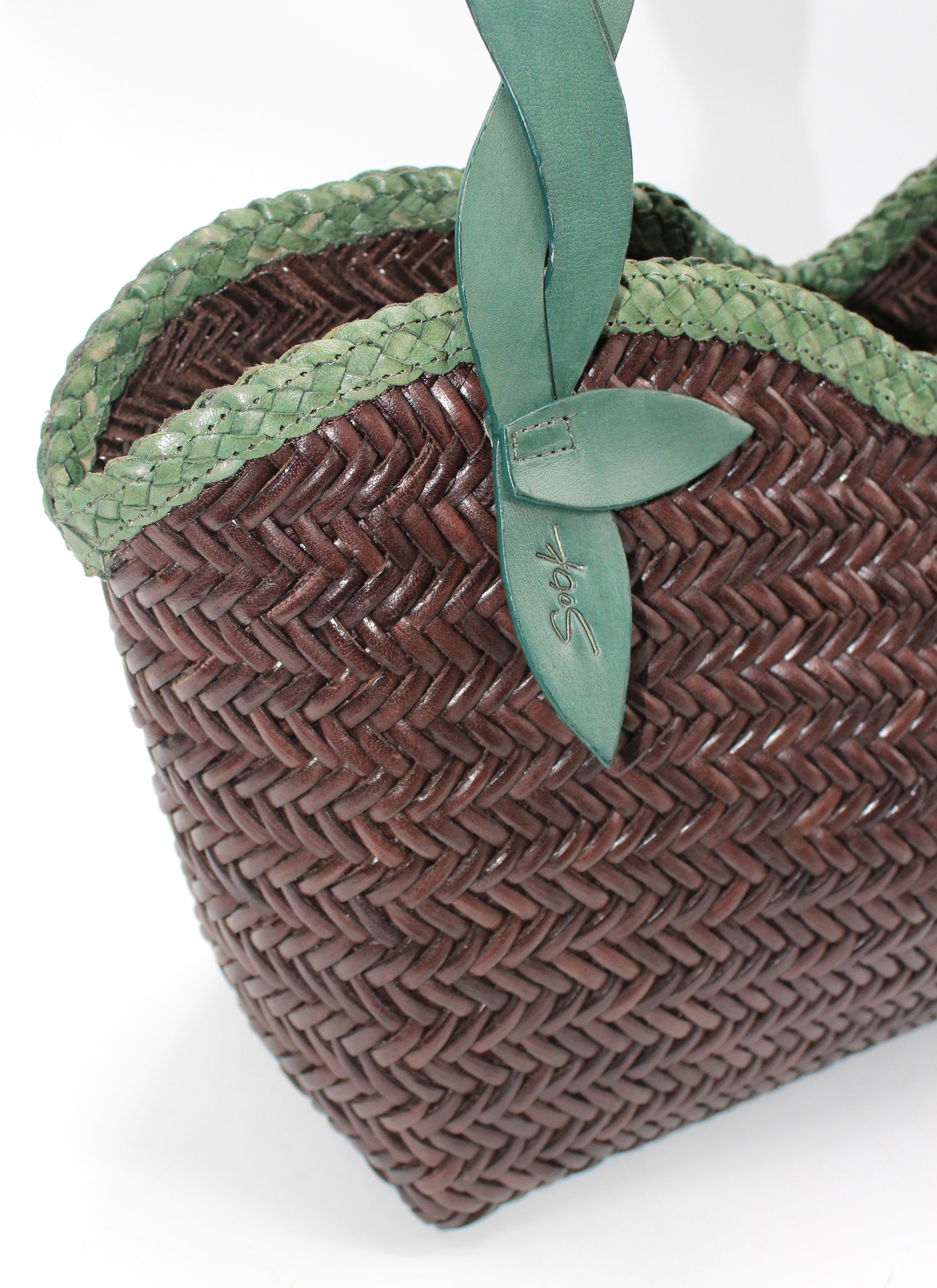 Léafa - Handwoven Leather Shoulder Bag | Green & Coffee