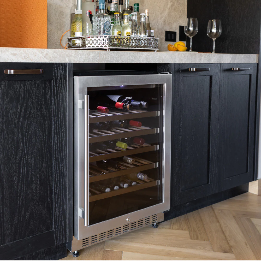 2025 Vinkælder 135 liter med lås og digital styring FDV