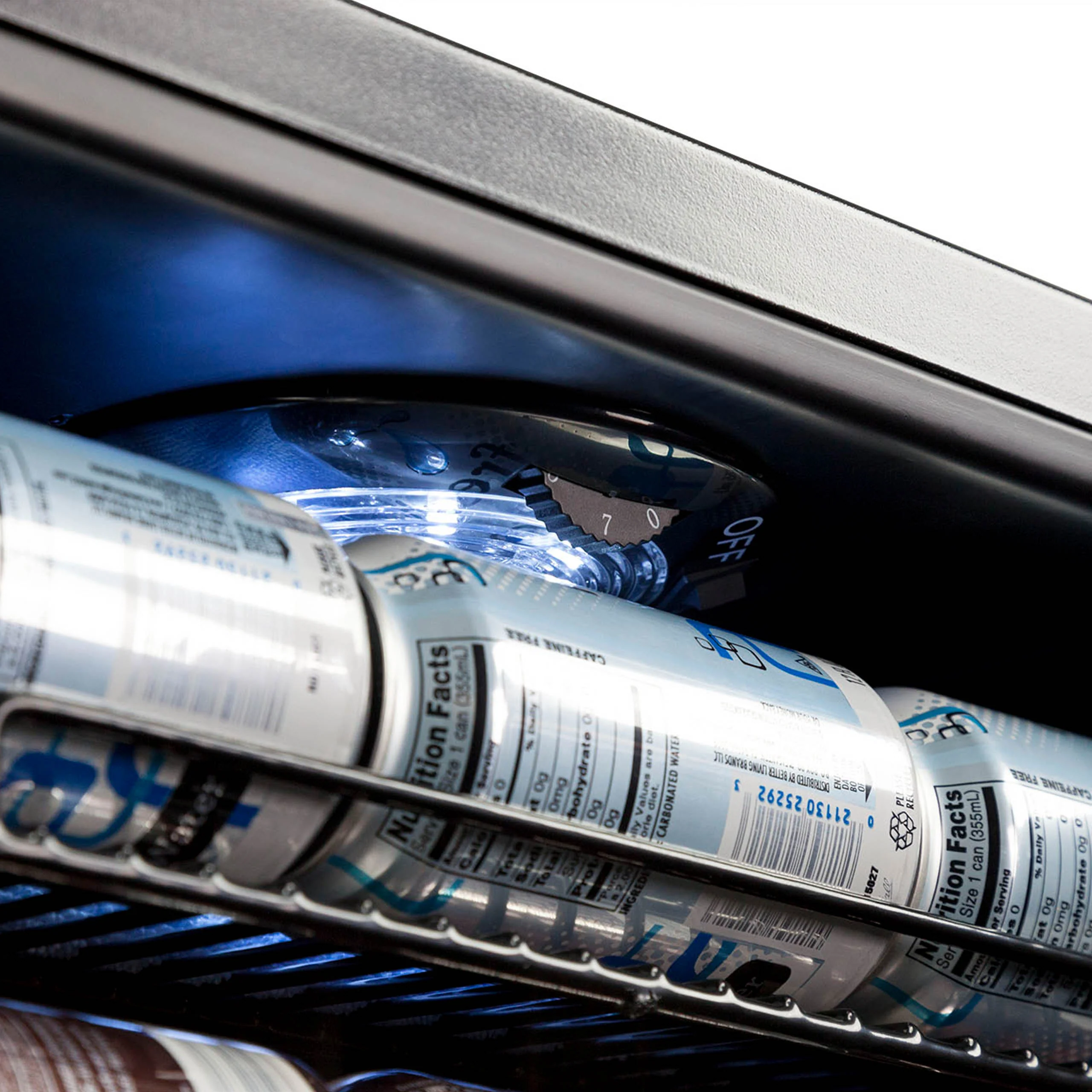 Réfrigérateur à boissons Newair® pose libre noir 2025 - 126 canettes - 18,8