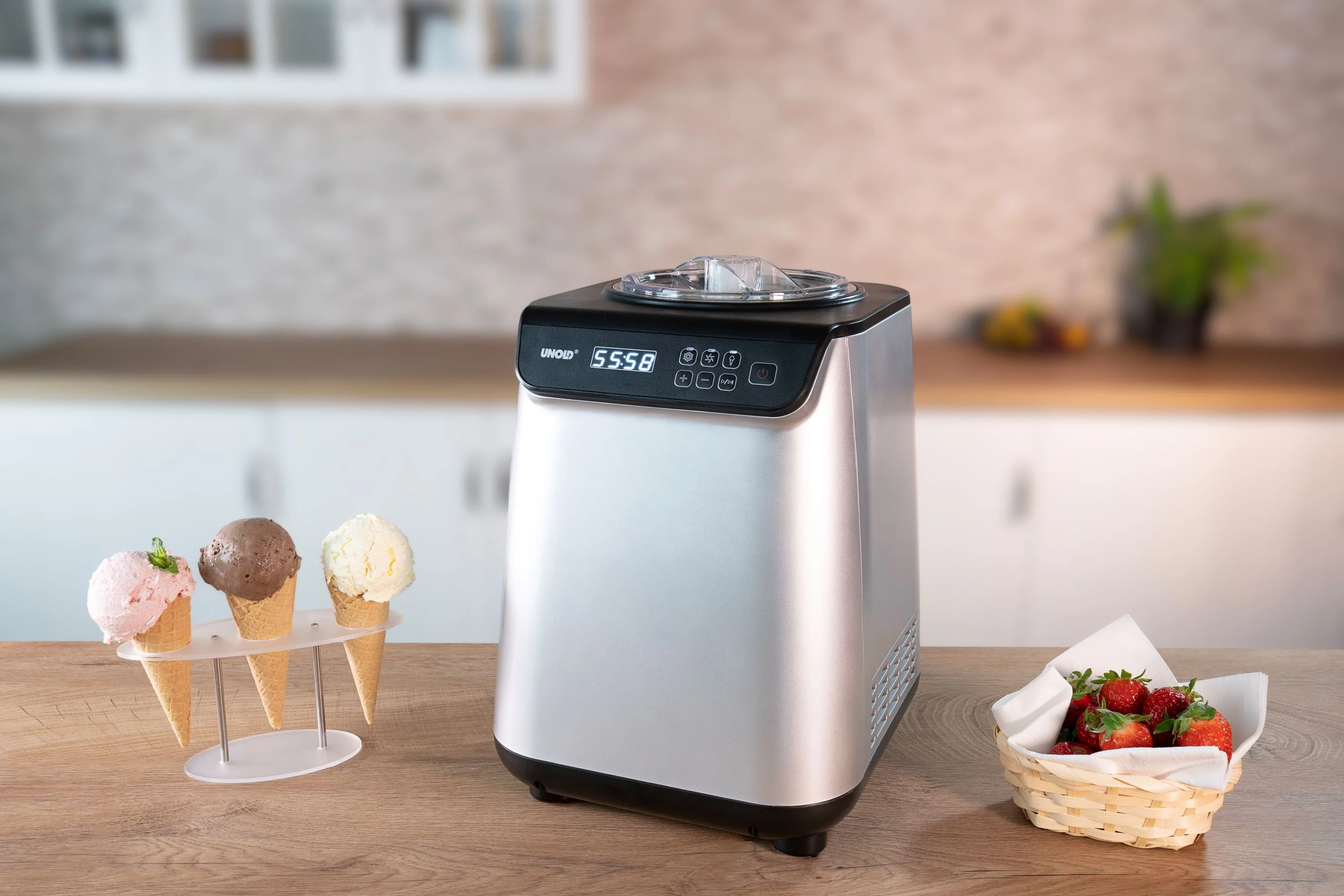 2025 Ein Eiswürfelbereiter 1,2 l