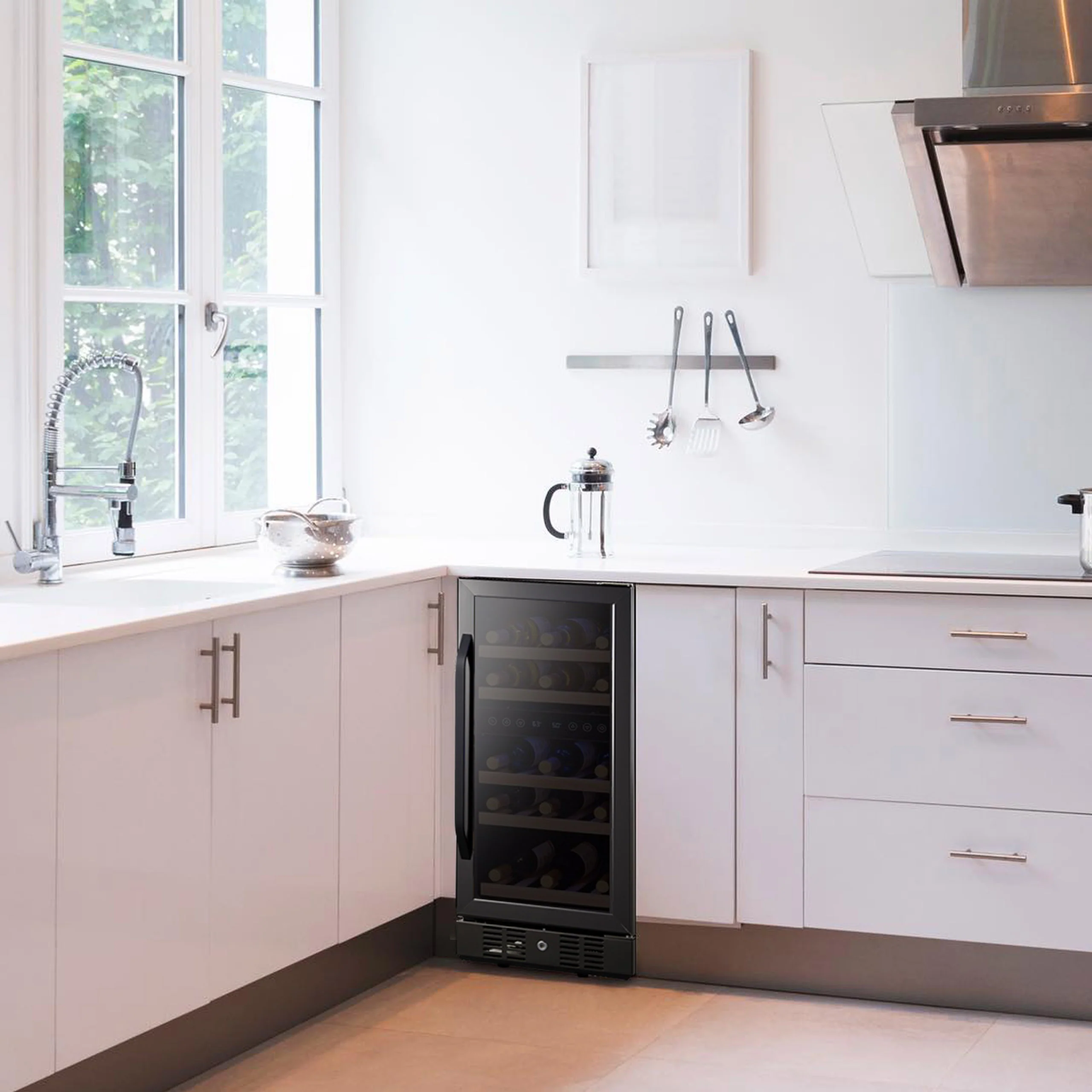 Cave à vin encastrable Newair® 2025, noire – 29 bouteilles – 14,8 zones