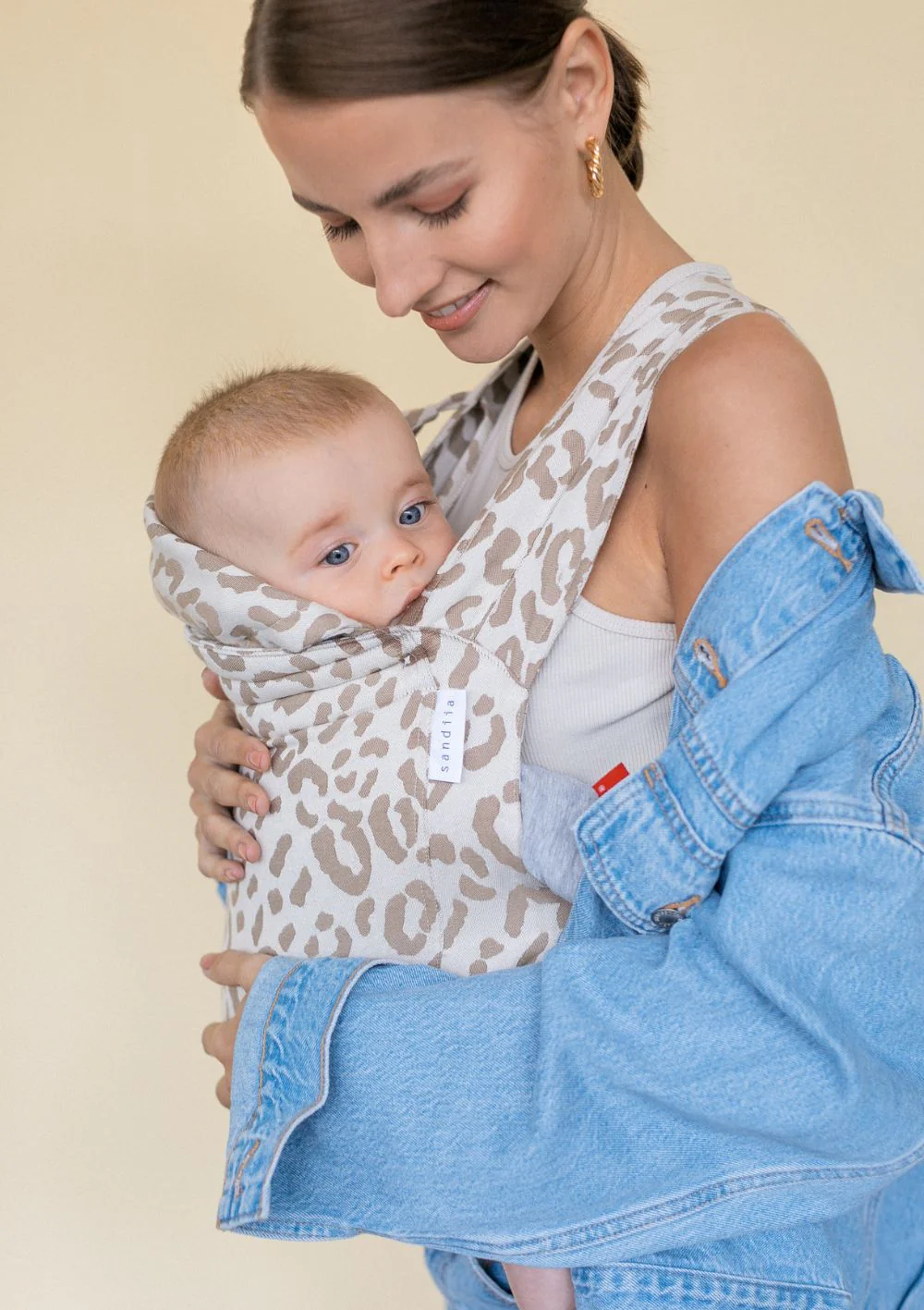 2025 Babytrage „Tiimeless“ Leodiia Sand