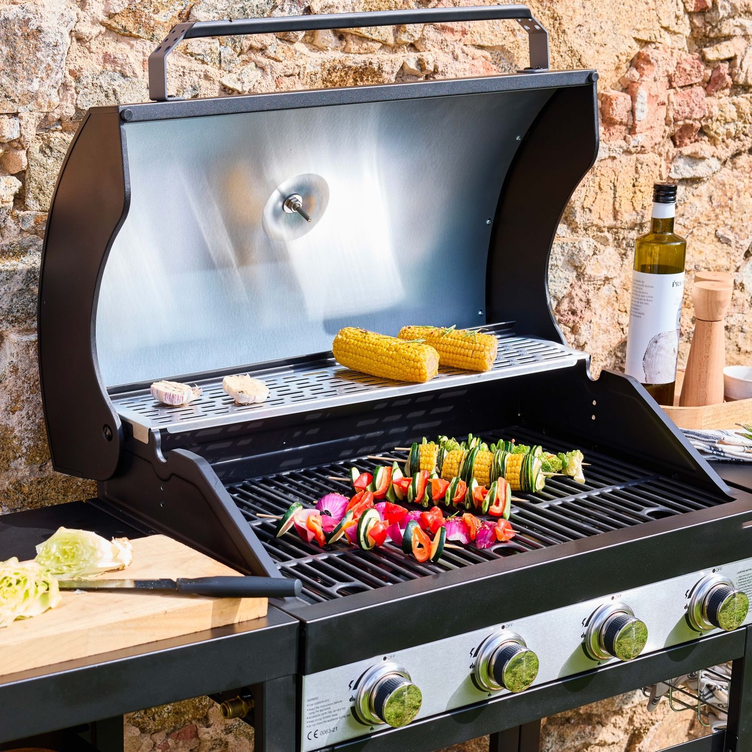 4-Flammen-Grill, Außenküche, Schwarz