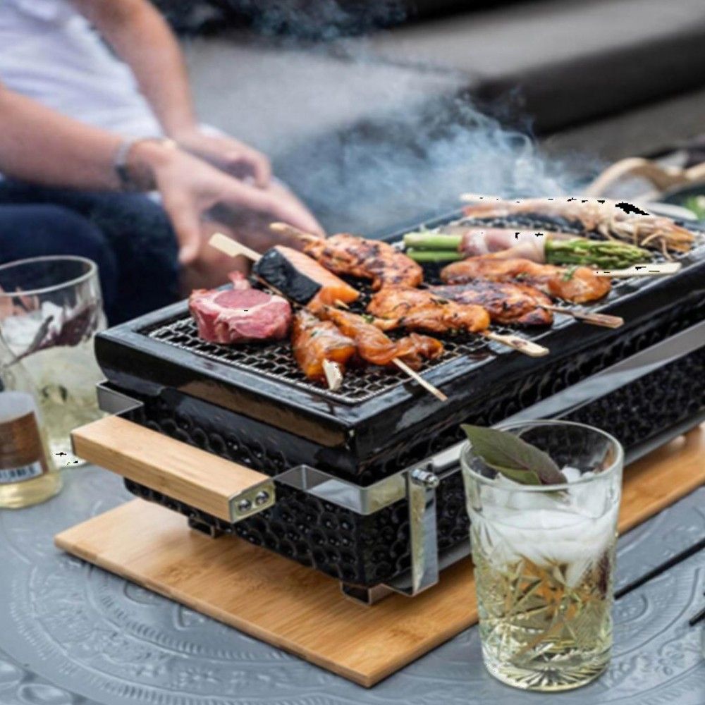 Traditioneller japanischer rechteckiger Tischgrill (Sumib)