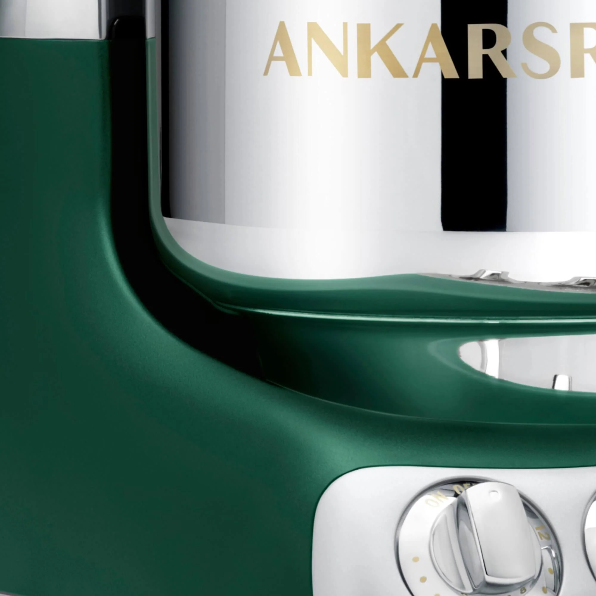 2025 Ankarsrum Assistent Original 6230 – Multifunktionel foodprocessor med retrodesign. 7L skål i rustfrit stål. 1500W motor. Diverse tilbehør. 7 års garanti.