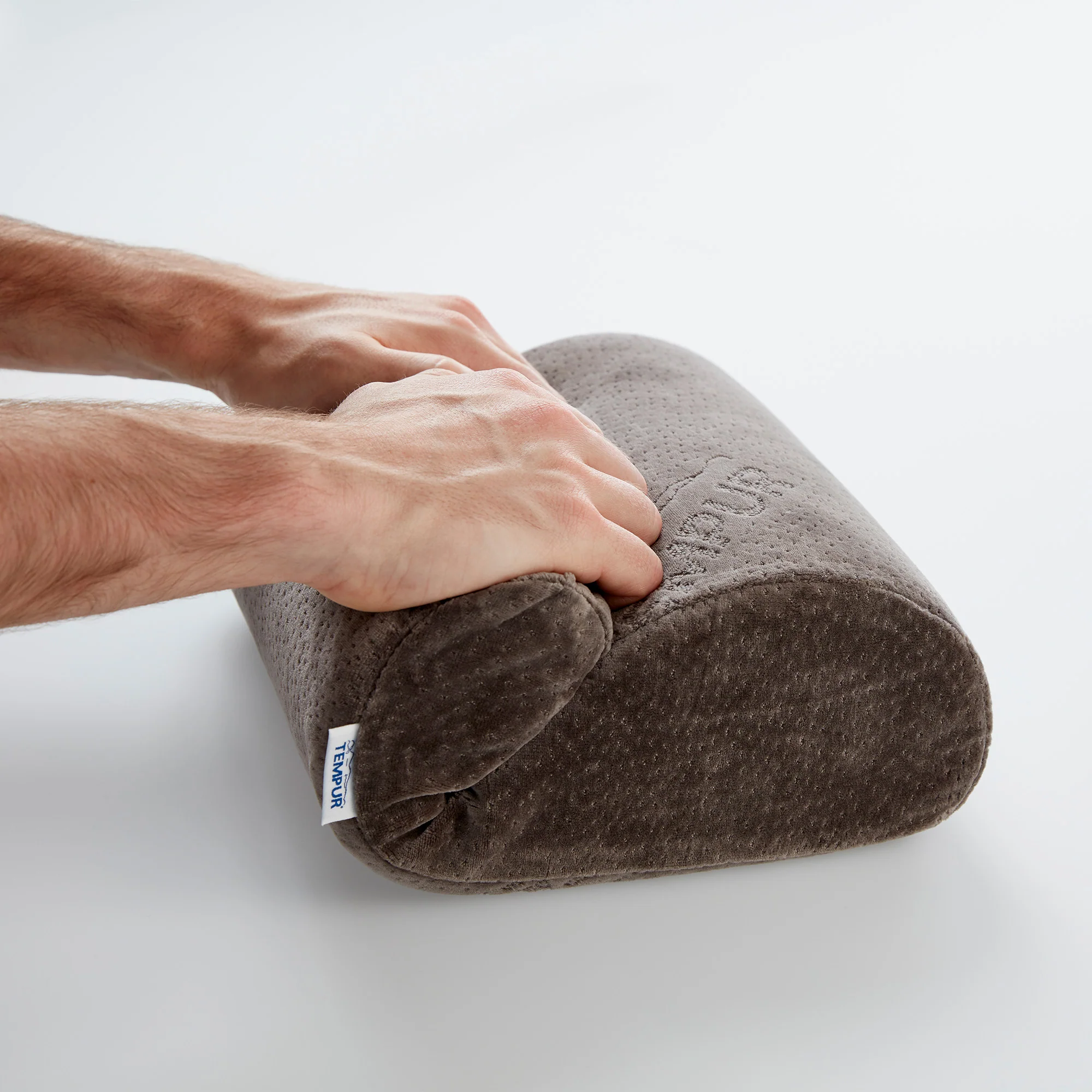 2025 TEMPUR Original Rejsepude – Ergonomisk og kompakt til rejser – Med bæretaske – 25 x 31 cm – Vaskbart stof ved 60 °C