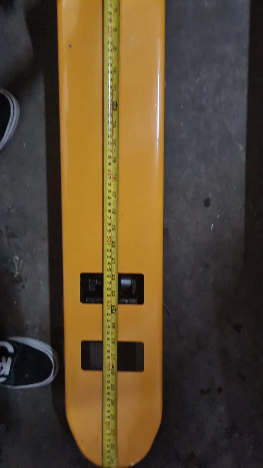 2025 Aiko Ultra-Flat Manuel Pallevogn, 2,5 tons. 540 x 900 mm. Enkelt nylonhjul | Model: PT-W2.5N-540/900