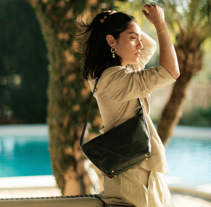 Evy - Genuine Leather Pouch Shoulder Bag - Ash Grey