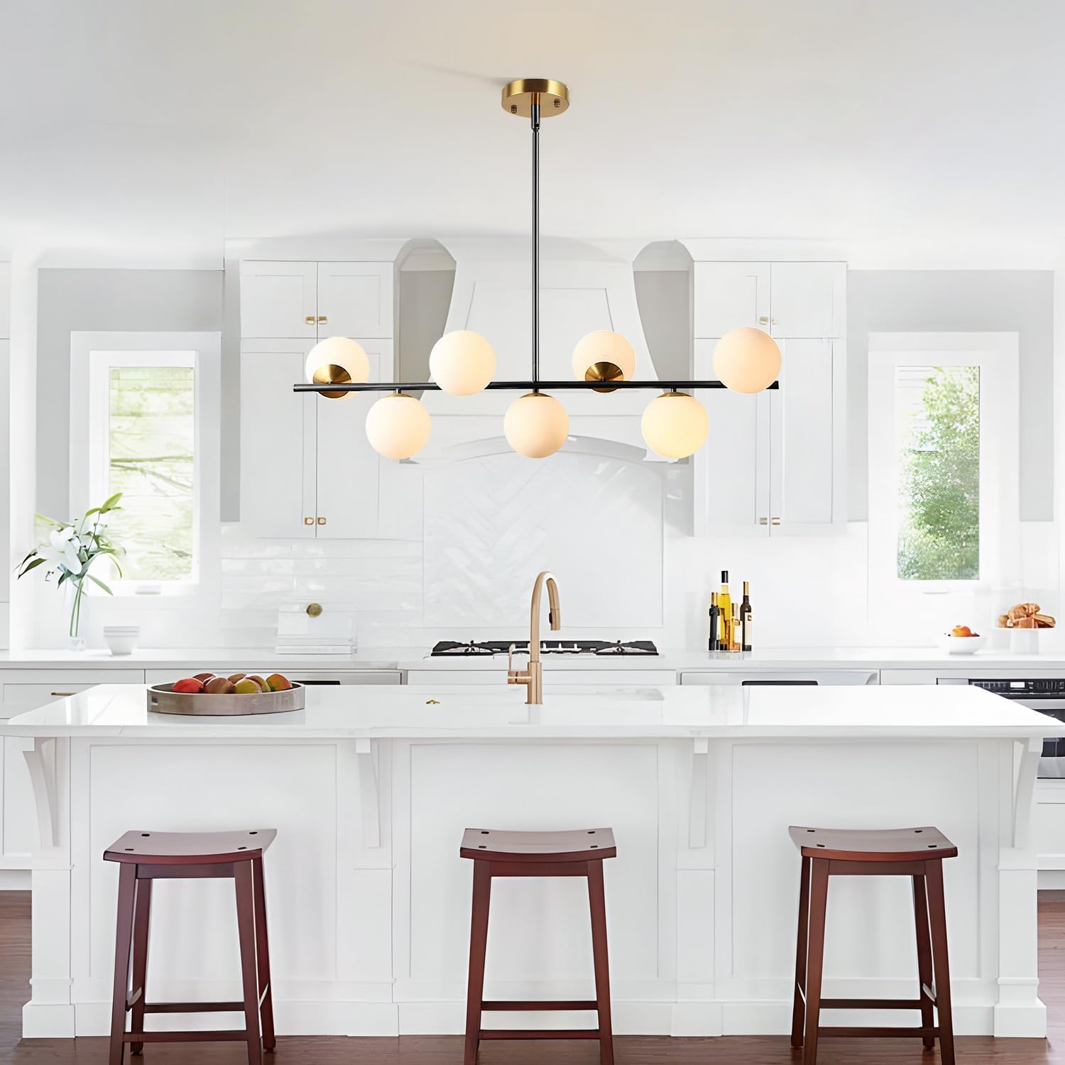 Moderne Esszimmerleuchte von KCO Lighting aus goldfarbenem Metall, Kücheninsel-Pendelleuchte aus weißem Glas, 7-flammig, E27, 80 cm höhenverstellbar