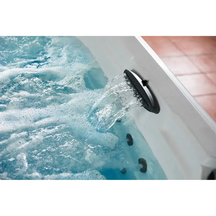 Lifesmart Spas LS700DX 230 Volt Spa til 7 personer med 90 dyser. Firkantet. Med ozon