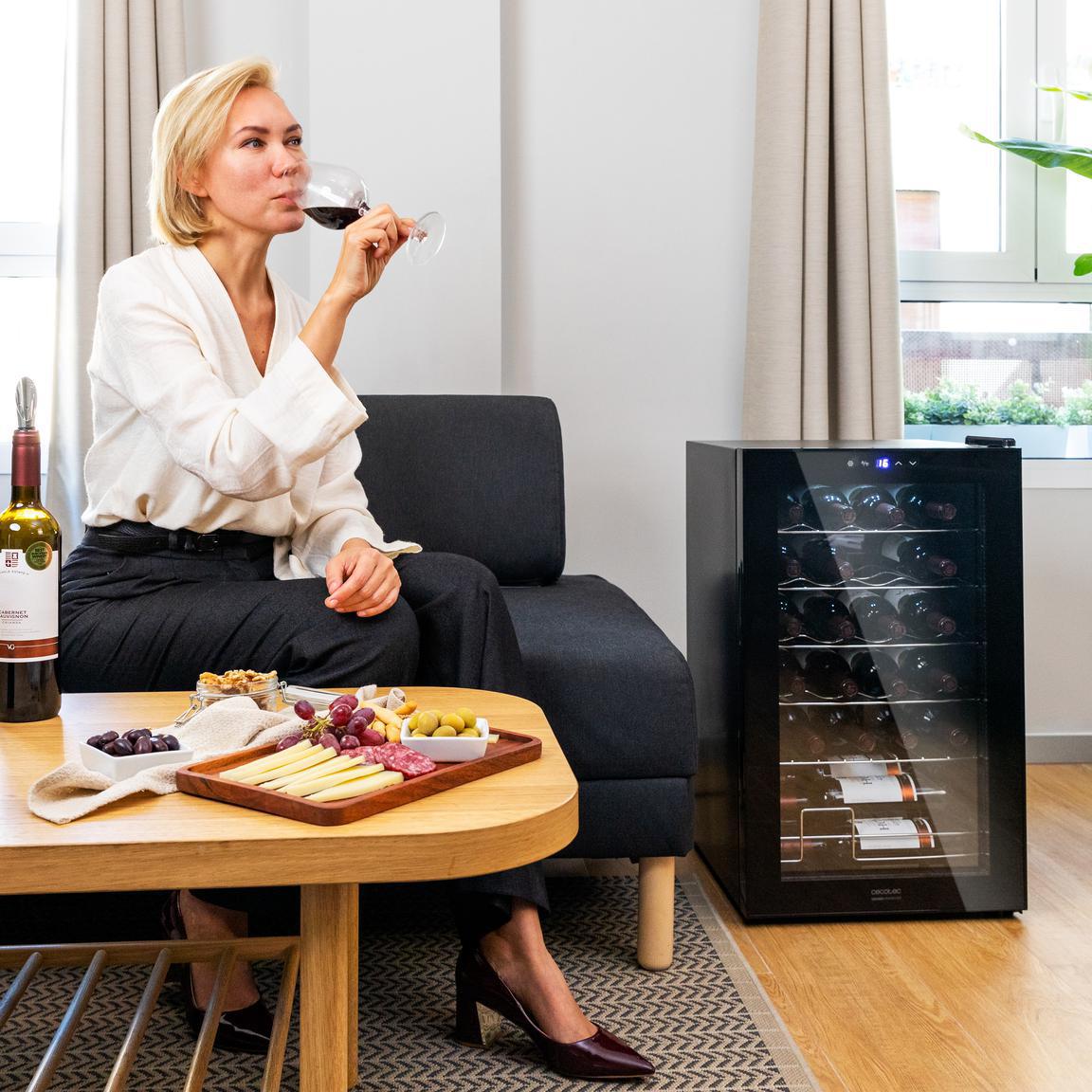 Bolero GrandSommelier 2450 Noir Compresseur