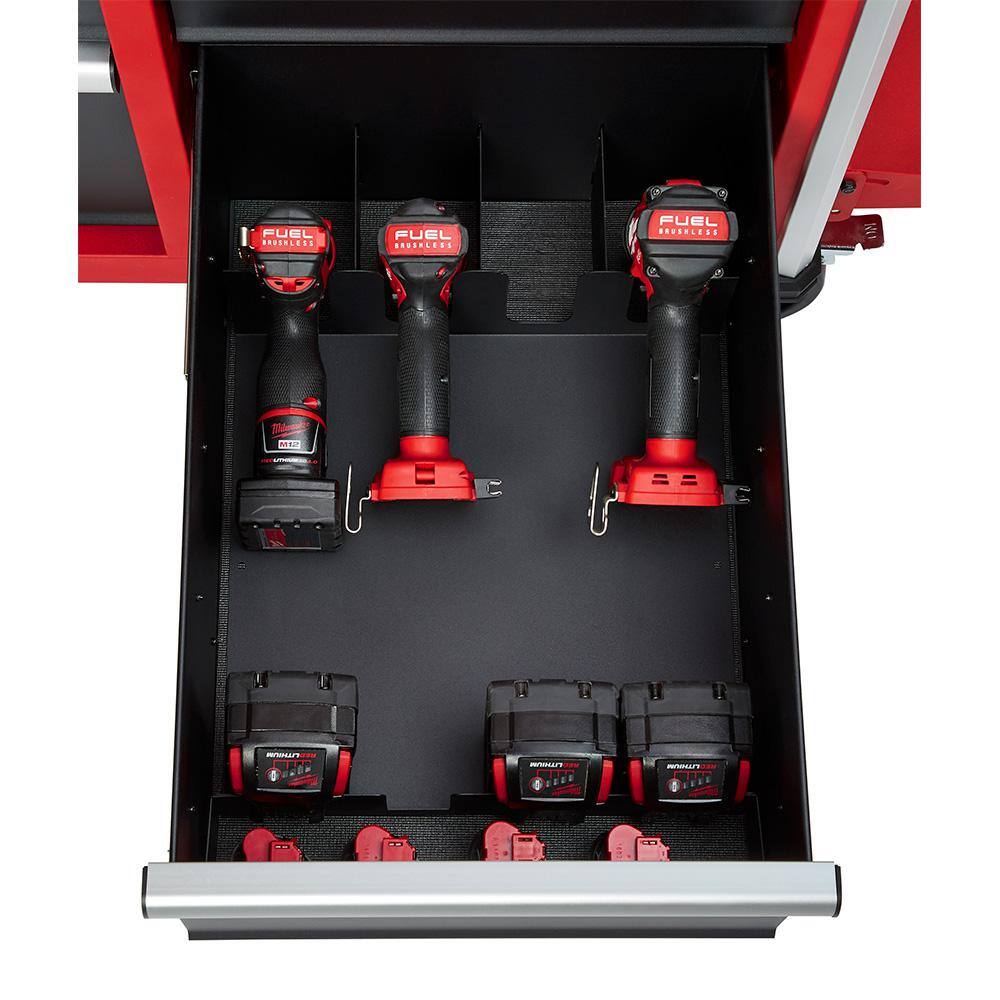 MW værktøjskasse med stor kapacitet og 18 skuffer