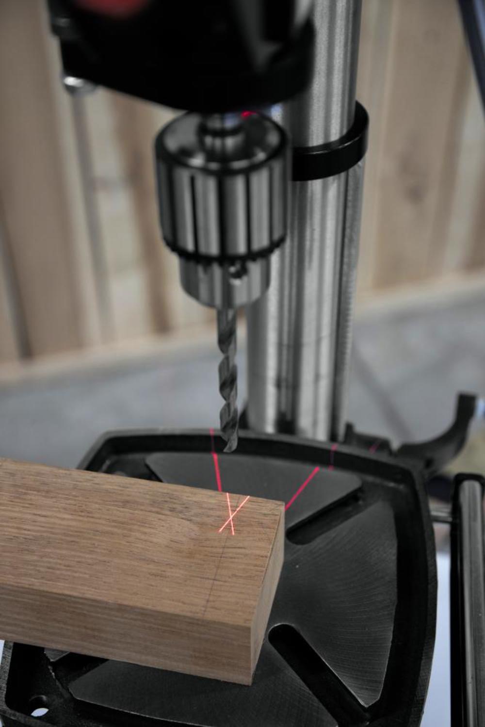 Perceuse à colonne d'établi 12