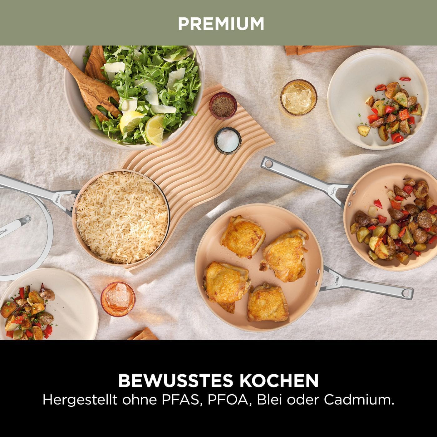 2025 Ninja Double Stack XL varmluftfrituregryde. 9,5 L sort/kobber SL400EUCP + Ninja knivblok med integreret sliber. Hvid. K62006EUWH + Ninja keramisk stegepande 28 cm. Terrakotta og grå. CW90028DE