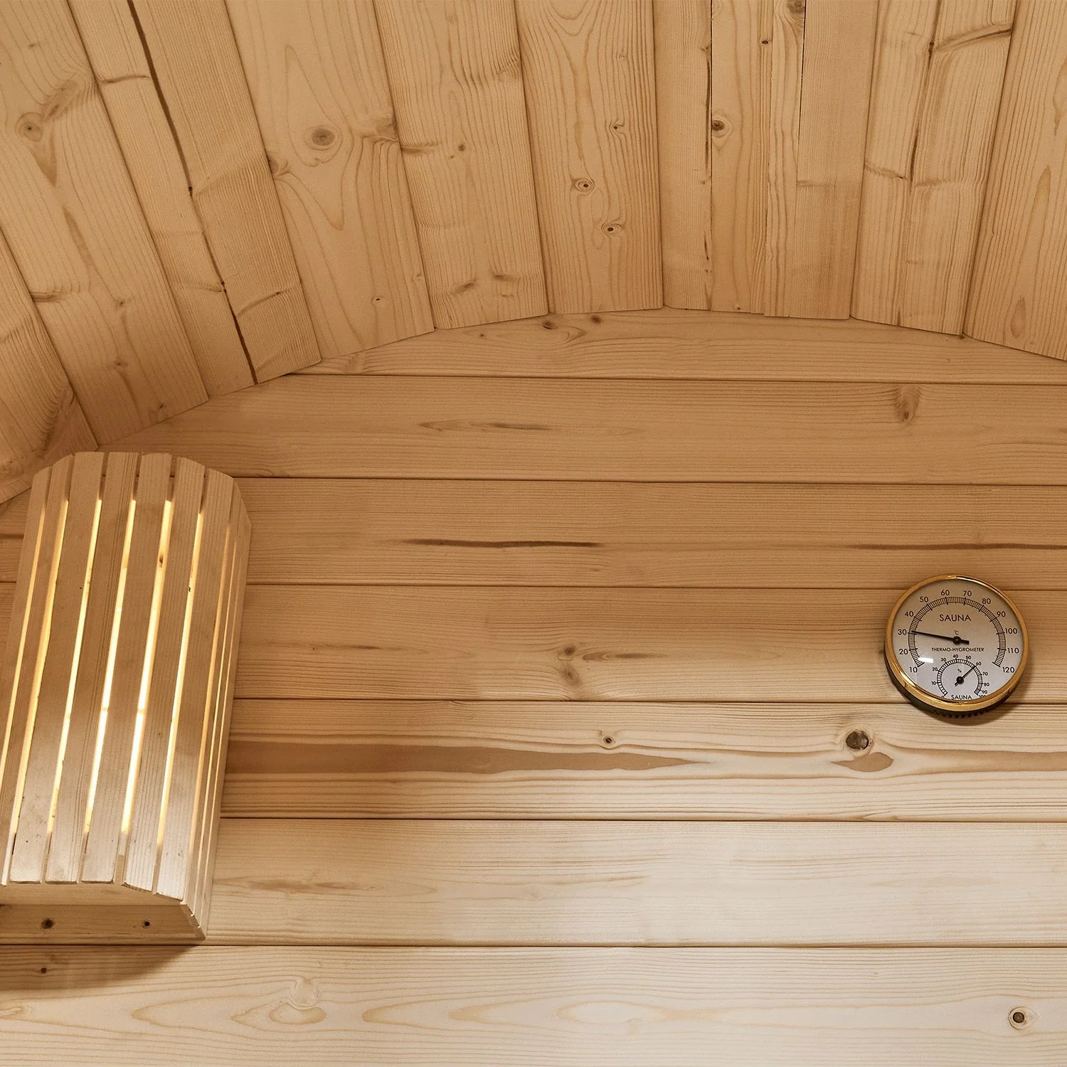 2025 Spitzbergen Fasssauna mit Saunaofen