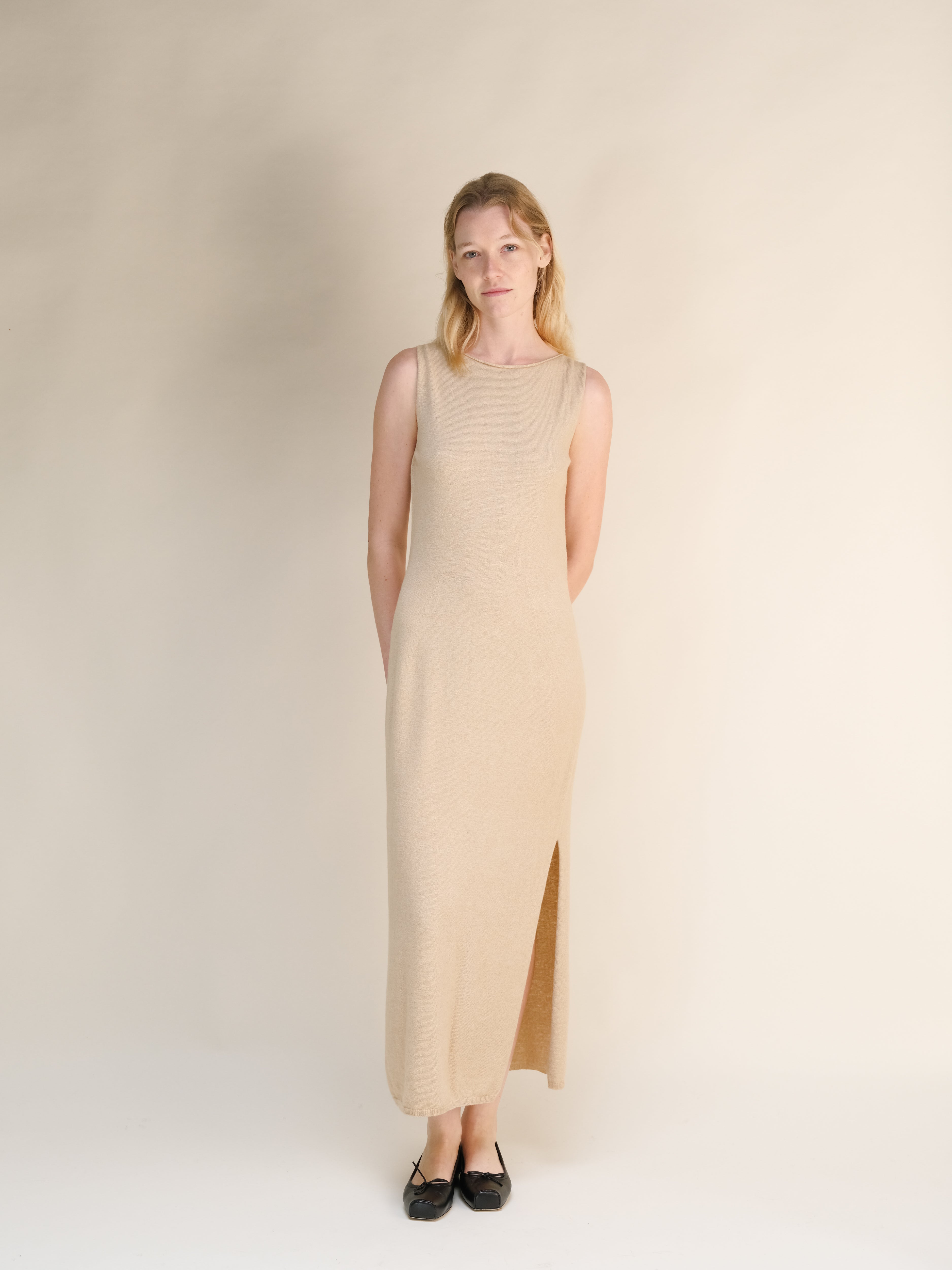 Cashmere Blend Boat Neck Sleeveless Dress (3D-Knit)