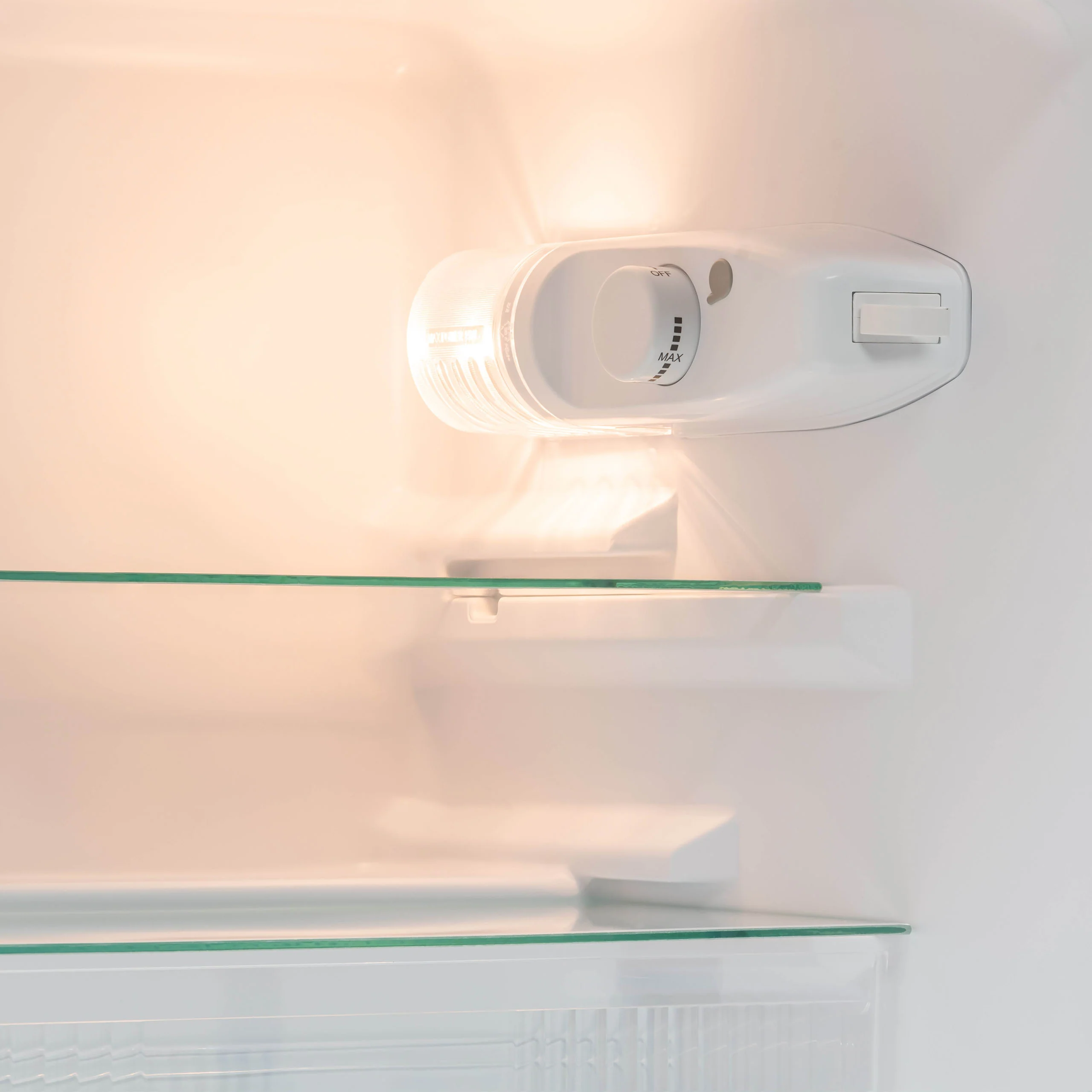 Newair Kompakt-Mini-Bar-Kühlschrank mit Gefrierfach, Modell 2025 – Schwarz (3,1 Kubikfuß)