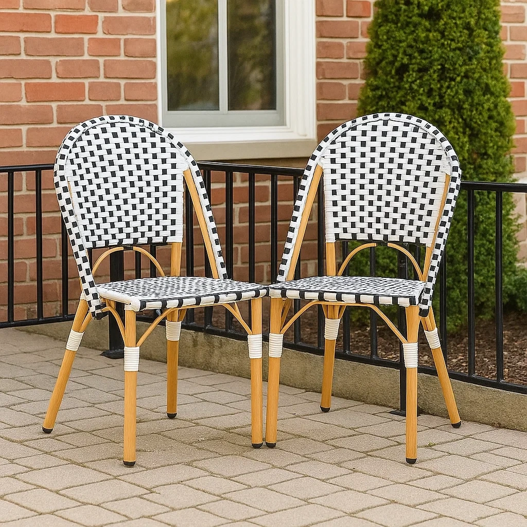 Chaises de jardin sans accoudoirs, lot de 2, marron, imitation bambou et rotin, idéales pour le jardin.