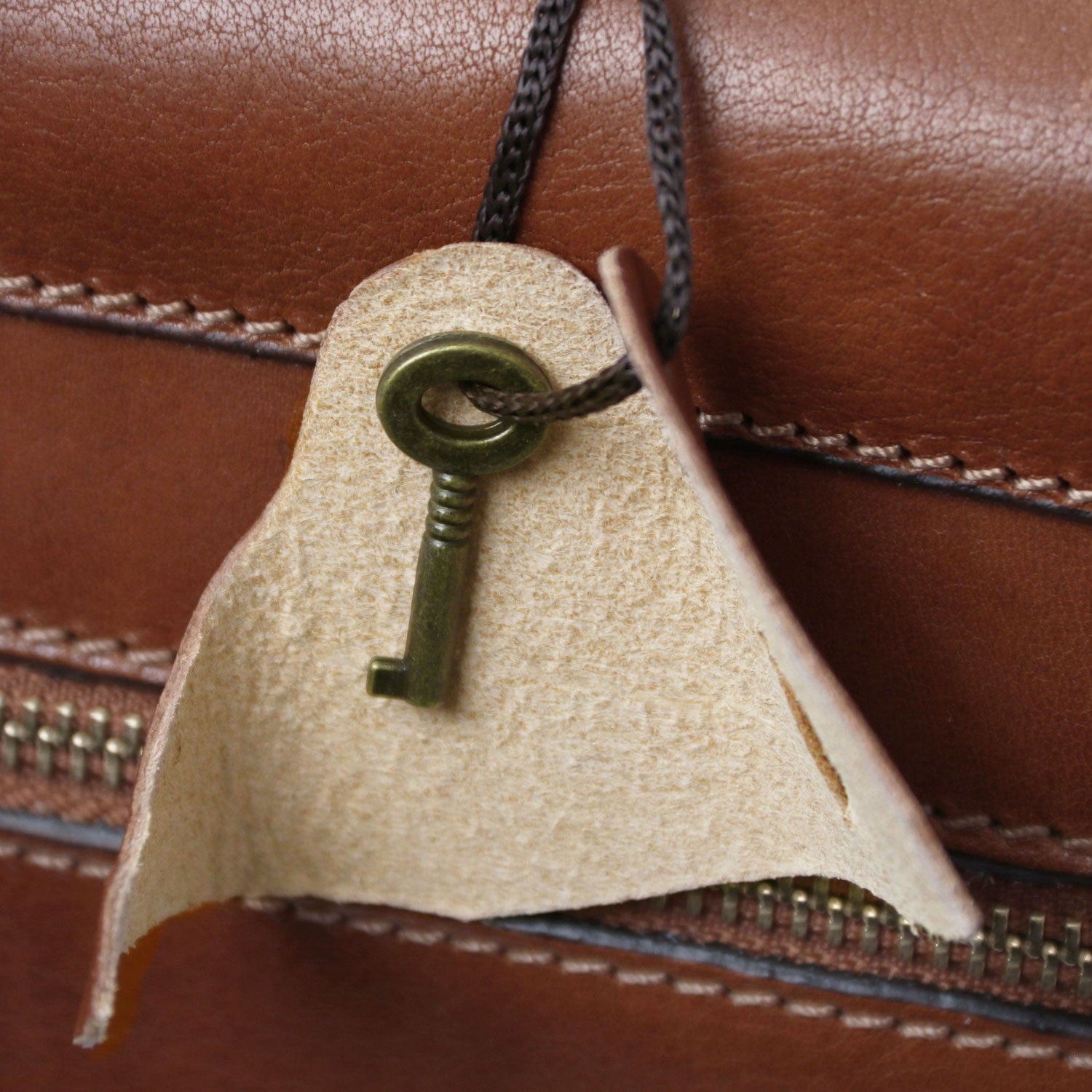 Cremona - 3 compartment matte leather briefcase | TL142448