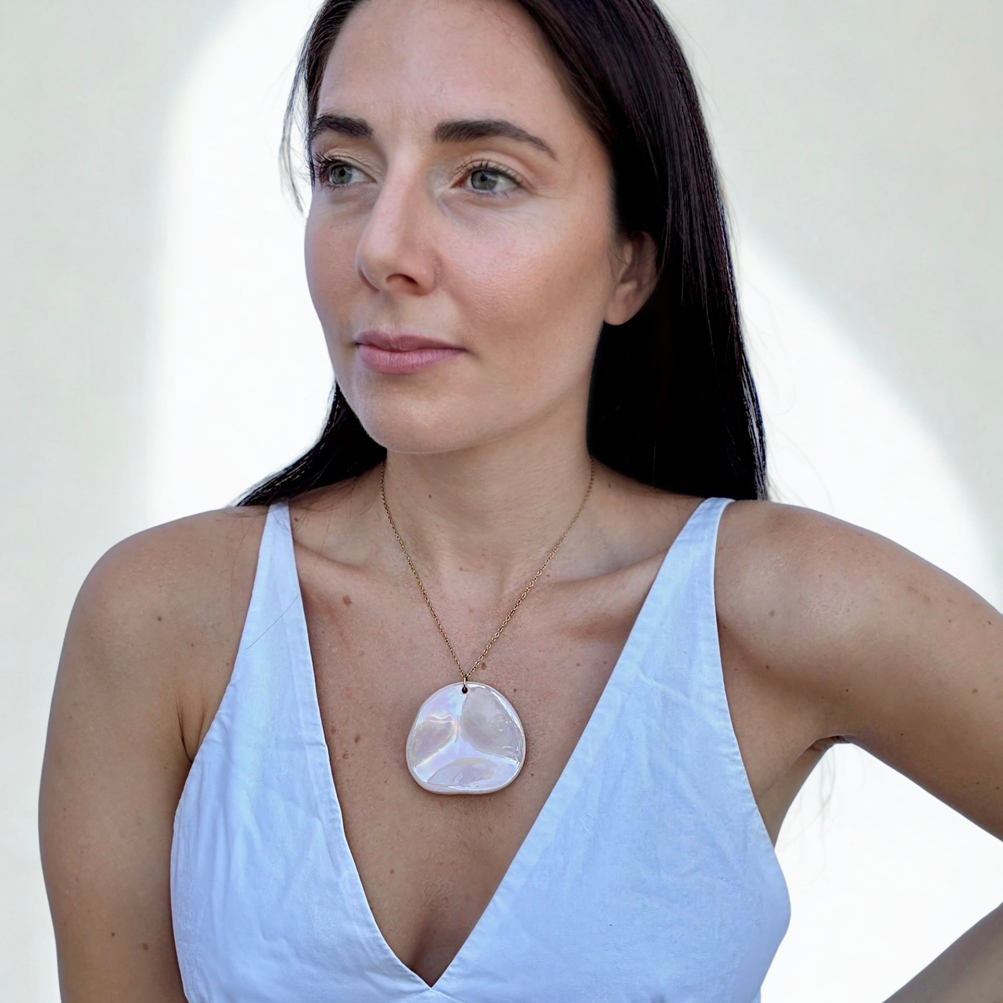 Perla | Handcrafted pearl-pink ceramic necklace