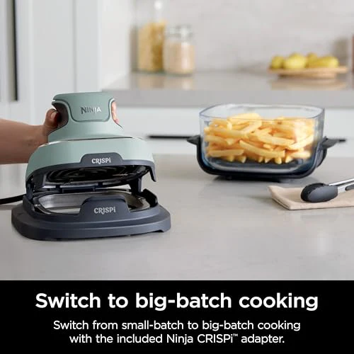 Ninja Crispi Heißluftfritteuse (Modelljahr 2025). Mikrowellen-, gefrier- und spülmaschinengeeignet. Tragbares, ungiftiges Kochsystem aus Glas. 1,5-Liter-Glasbehälter mit 6 Bechern und Deckeln.