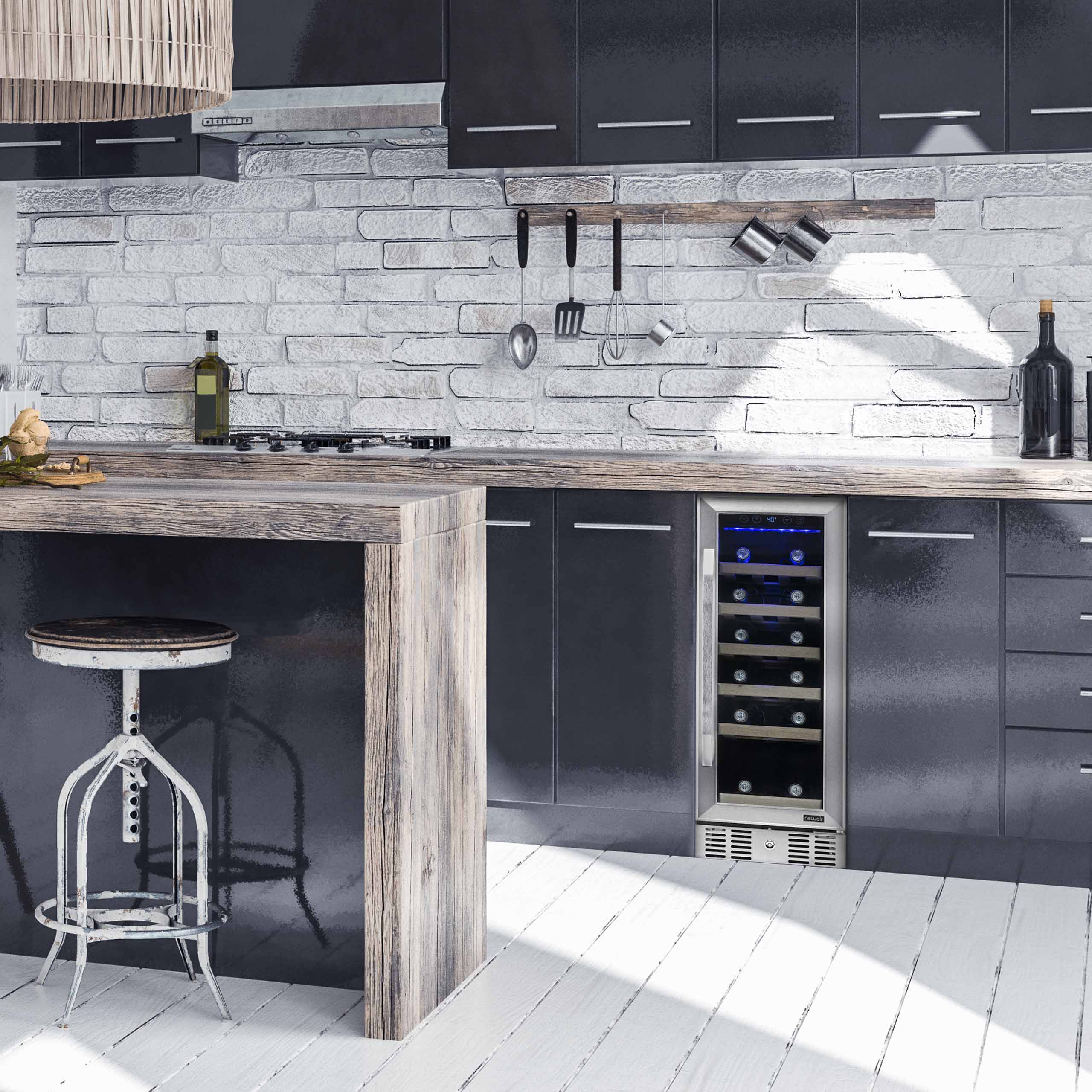 2025 Newair Indbygget Vinkøleskab – Rustfrit stål