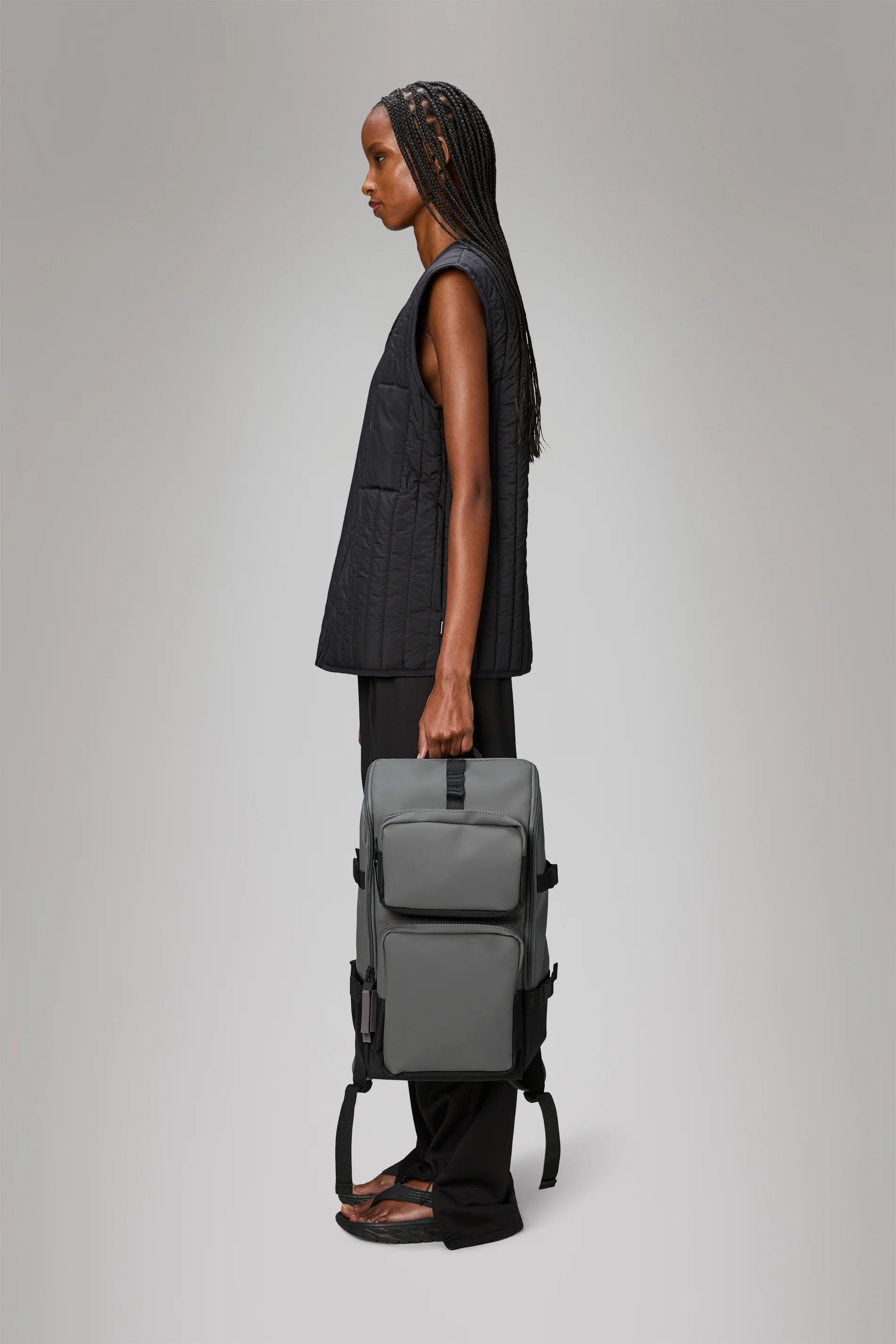 2025 Trail Cargo-rygsæk – Alsidig og holdbar rygsæk med 13-tommer laptoprum og ekstra udvendige lommer. Lavet af vandtæt PU-stof.