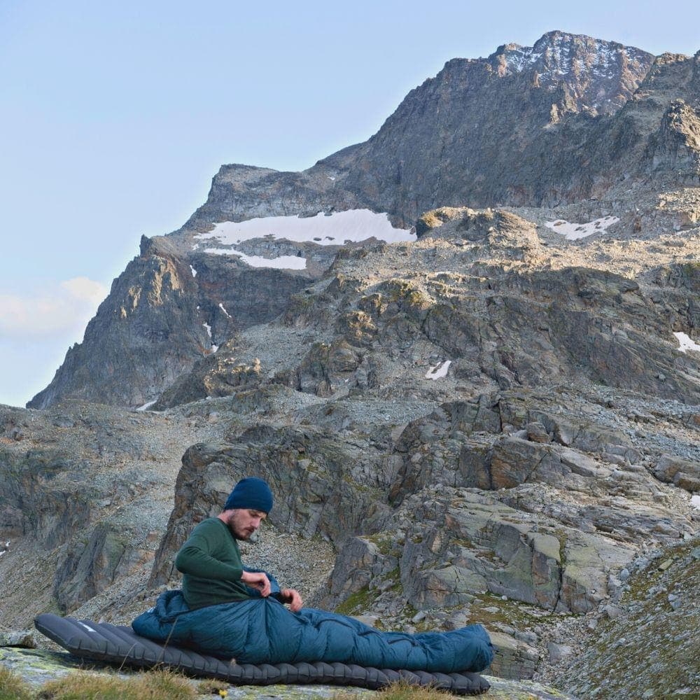 Alpin Loacker Daunen-Profi-Schlafsack für 3 Jahreszeiten (2025) – 860 g