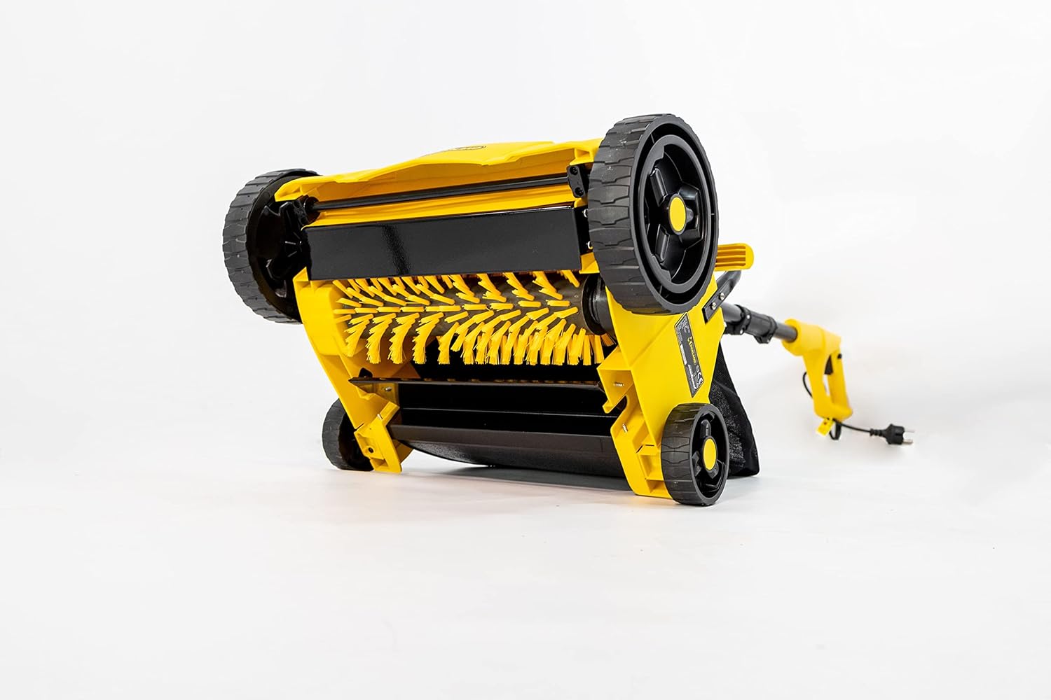 Garland Roll&Comb 502E-V19 - Elektrisk kunstgræsfejer/kammaskine med stikkontakt - 1.600 W effekt, 15,6 kg vægt, 40 cm arbejdsbredde med justerbar højde. 40 L opsamlingspose. Velegnet til overflader op til 350 m².