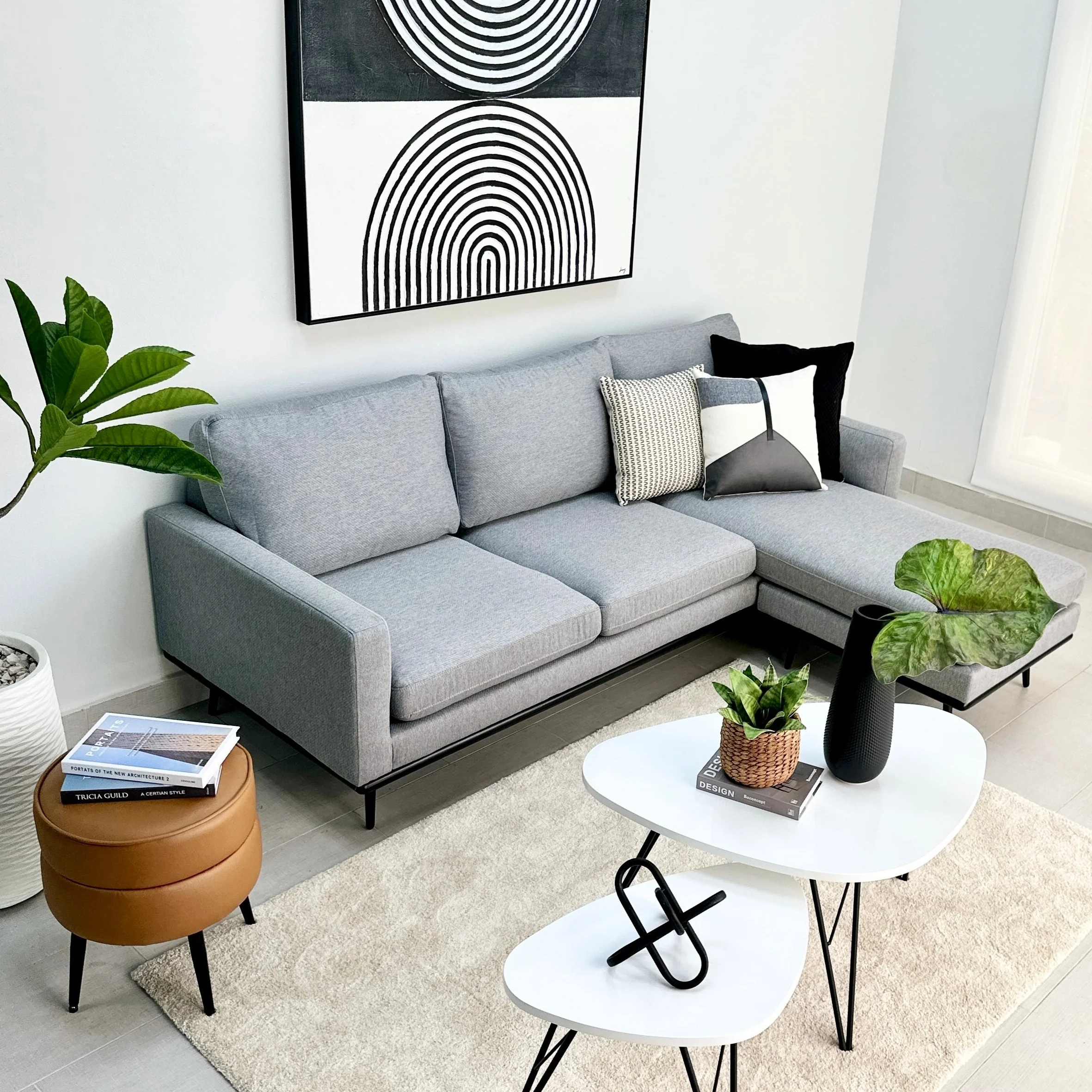 Bequeme, wendbare Chaiselongue, graues Ecksofa