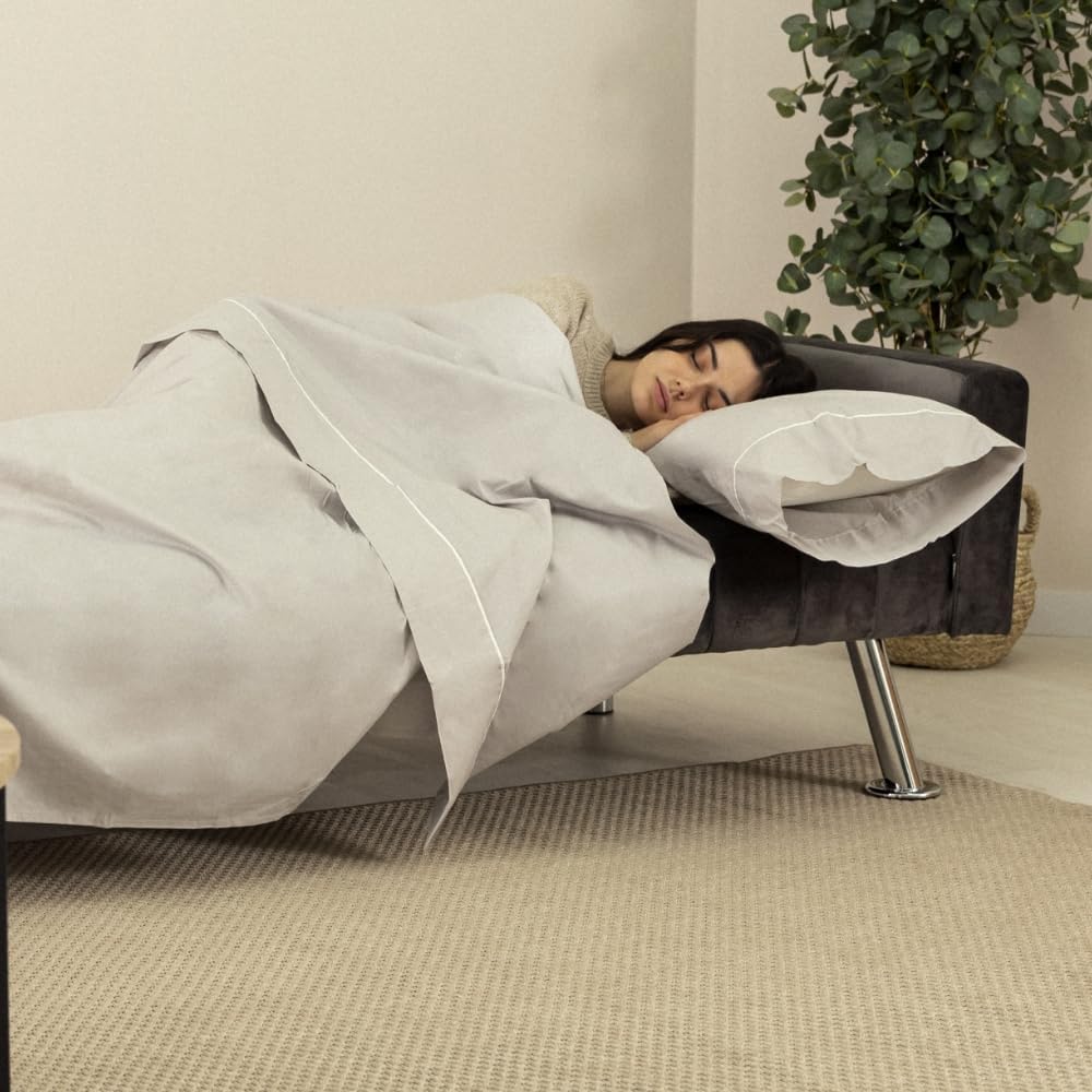 Nalui – Gepolstertes 3-Sitzer-Schlafsofa 210 x 80 x 79 cm, einlagig, 2 Kissen, Klick-Klack-Öffnungsmechanismus mit verstellbarer Rückenlehne. Samt-Chaiselongue-Schlafsofa, umwandelbar in ein Doppelbett | Beige